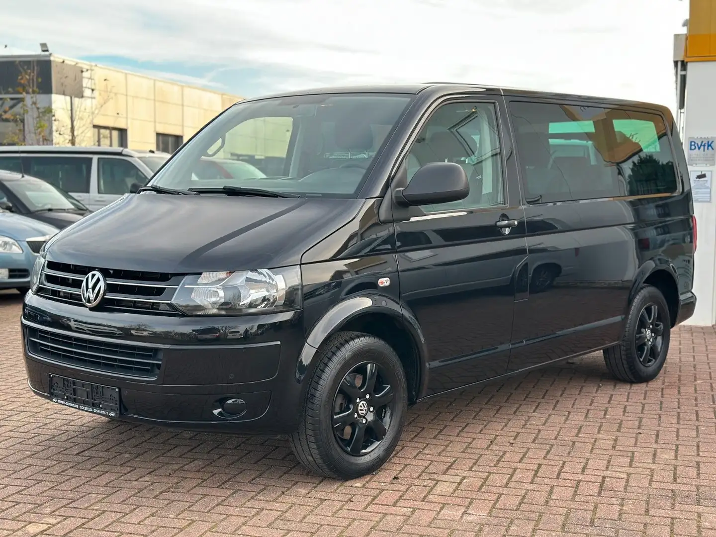 Volkswagen T5 Multivan 2.0 TDI/CarPlay/7-Sitze/GJ-Reifen Schwarz - 2