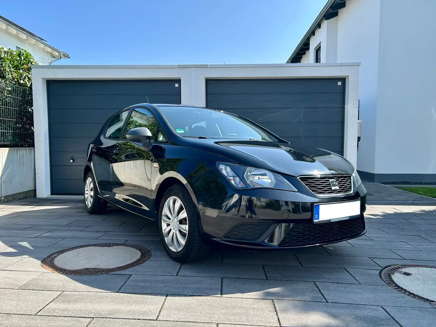 SEAT Ibiza Ibiza  5-Türer 1.0 MPI Schwarz - 1