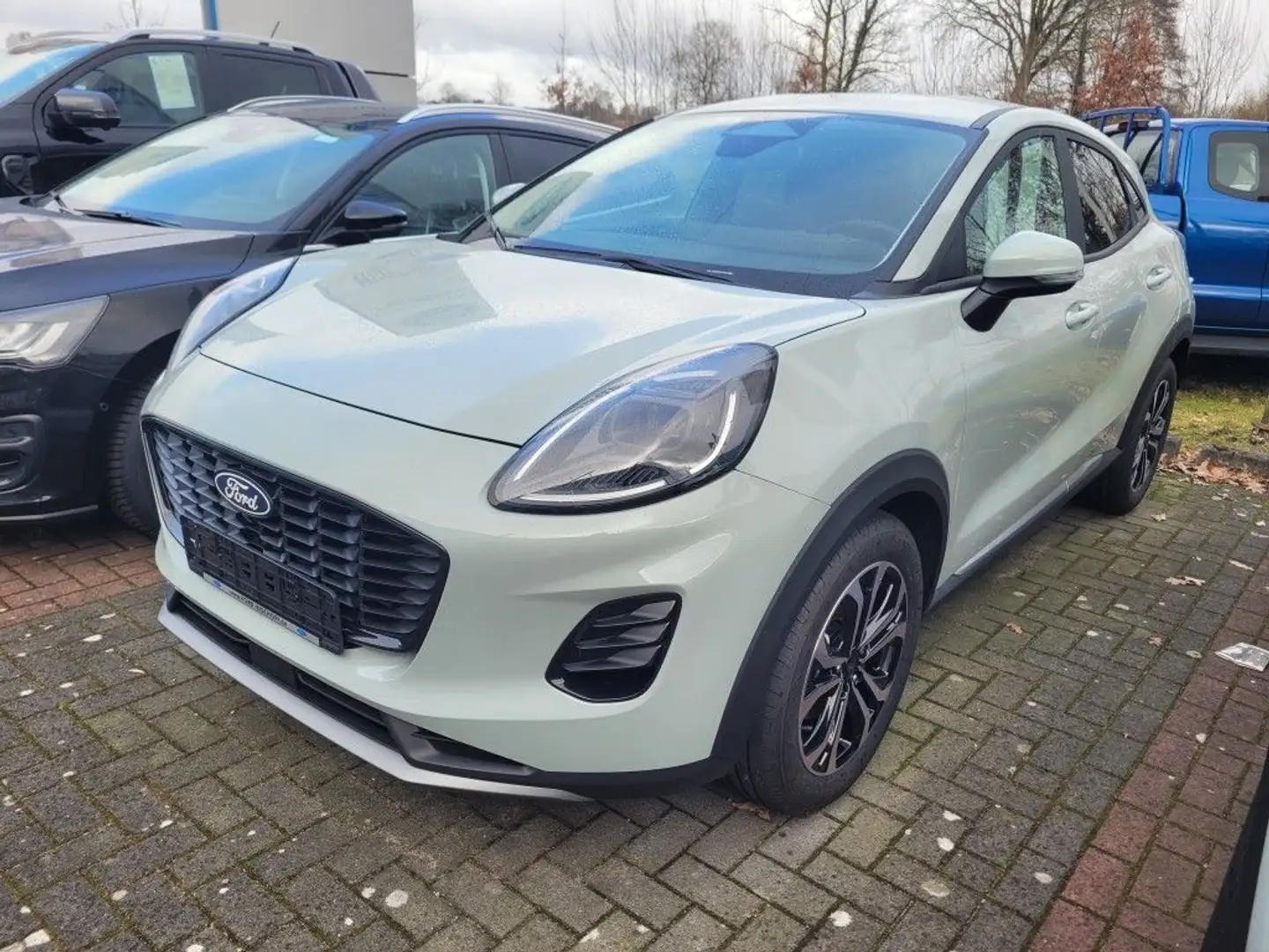 Ford Puma 1.0 EcoBoost Hybrid TITANIUM Grün - 1