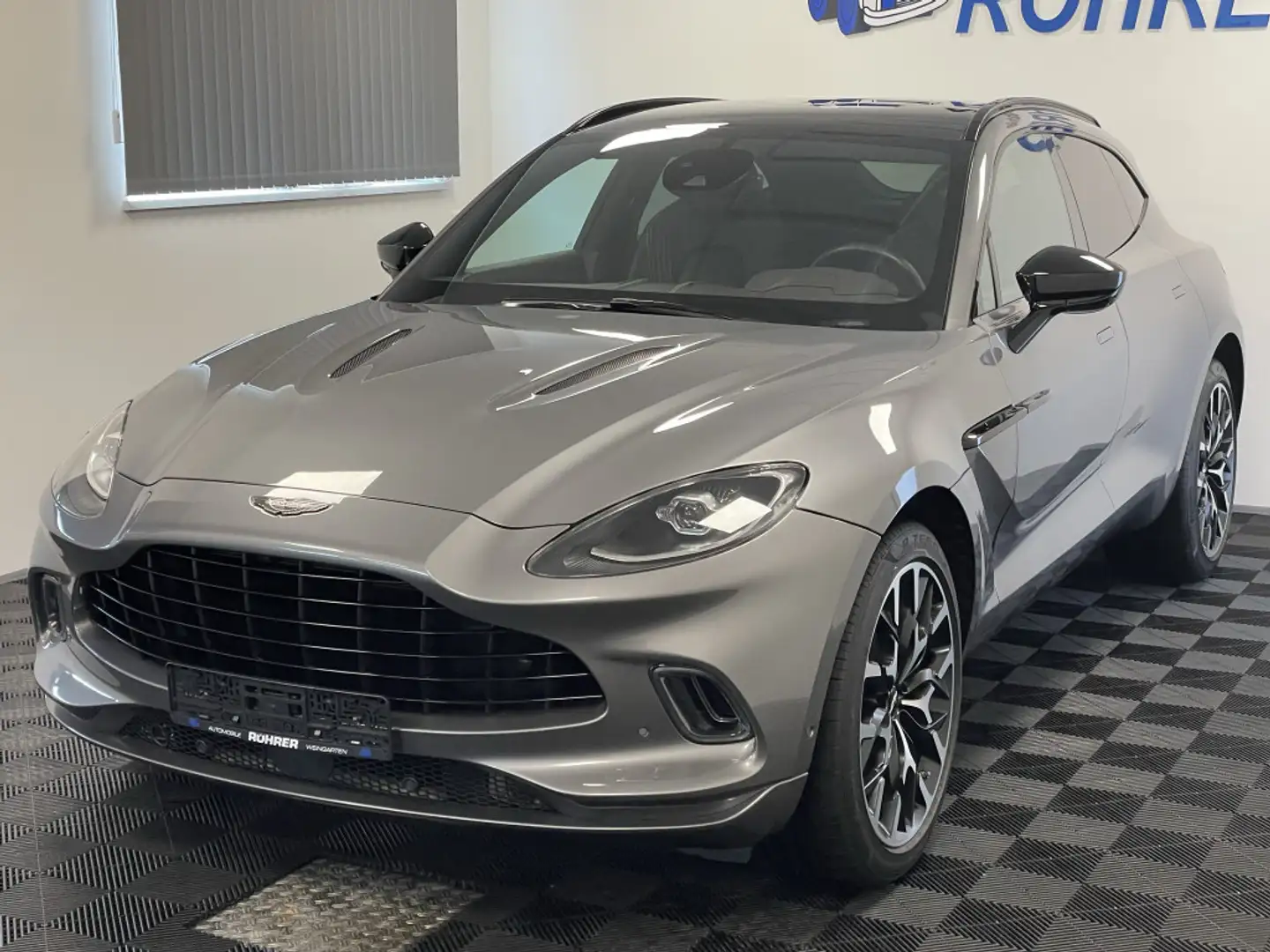 Aston Martin DBX 4.0 V8   Sport Exhaust   Webasto Standheiz. Gri - 2