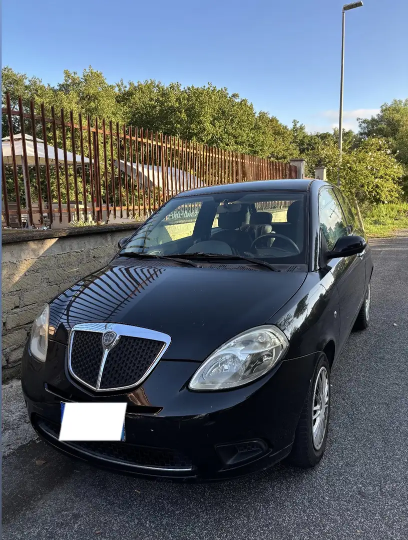 Lancia Y 1.2 8v LS c/airbag - 1