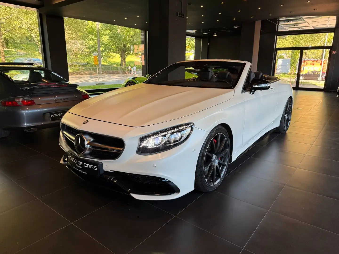 Mercedes-Benz S 63 AMG Cabriolet 4Matic*Swarovski*Burmester*DE Weiß - 1