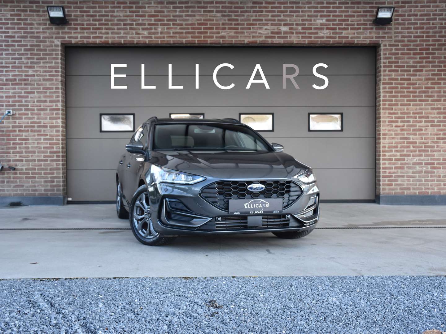 Ford Focus nuo 414 €/ mėn Benzinas 2025m. Kita Automatinė