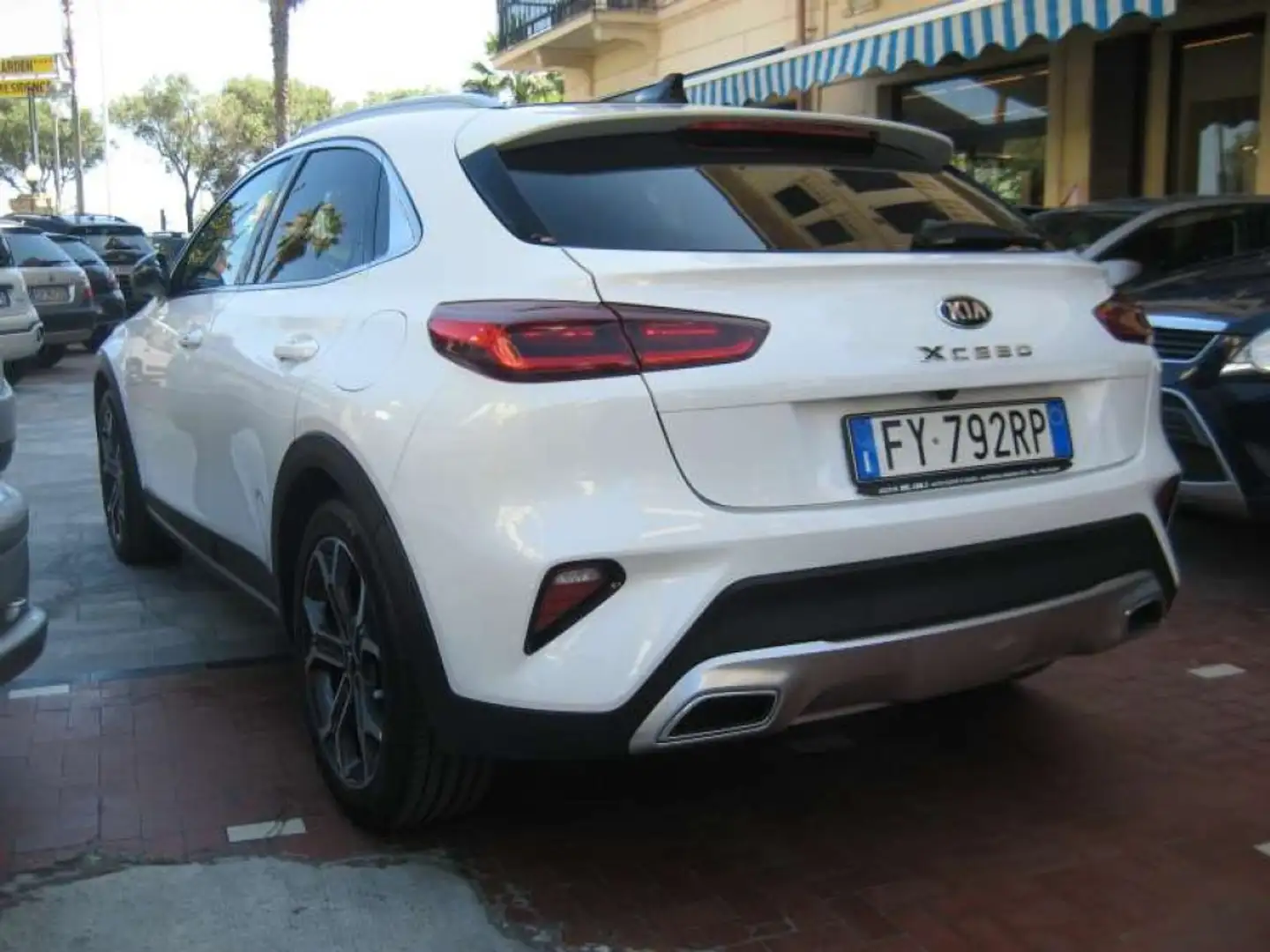 Kia XCeed 1.6 CRDi 136 CV DCT EVOLUTION Wit - 2