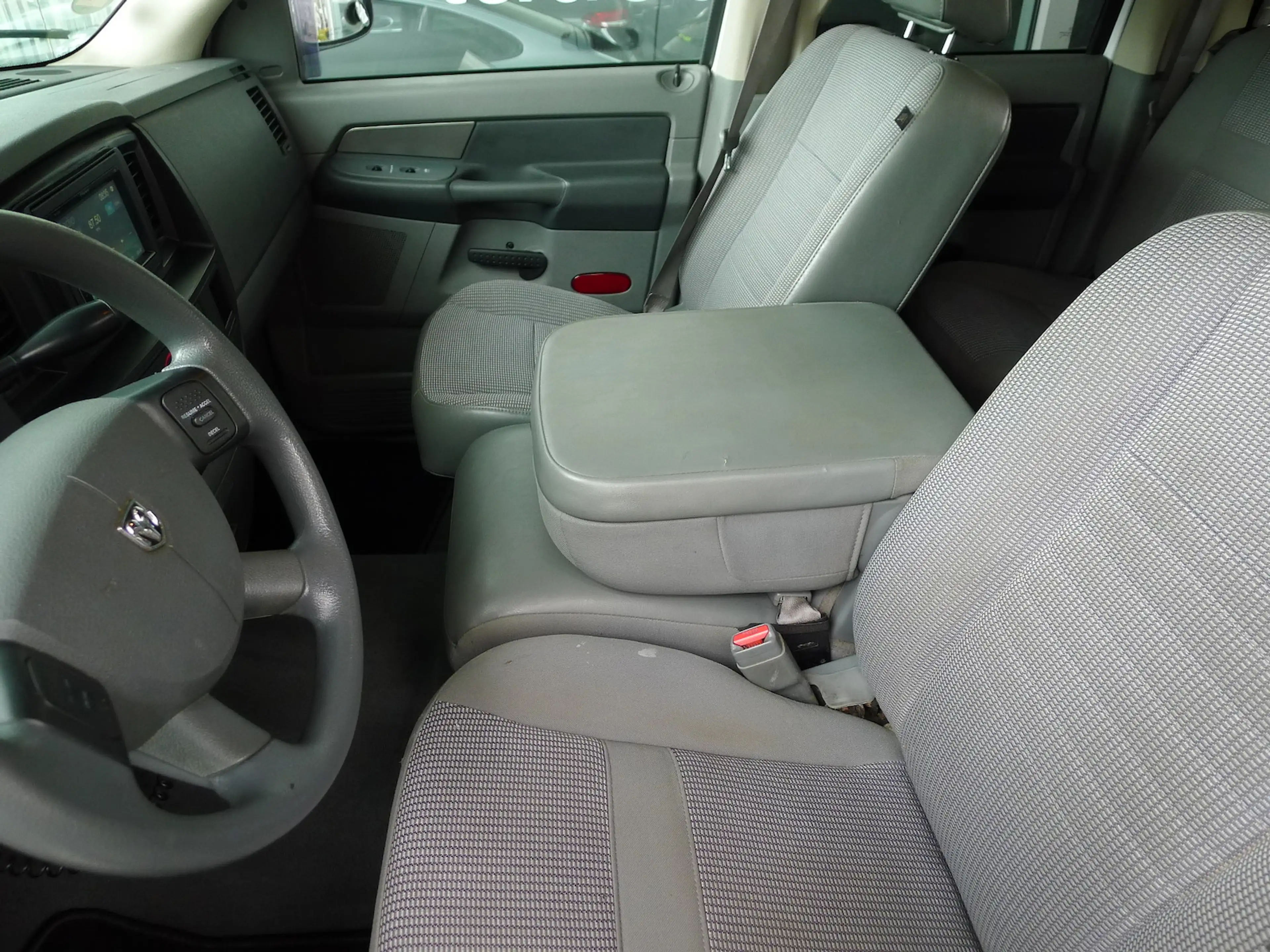 Dodge RAM 1500 King Cab LPG Gas — photo 7