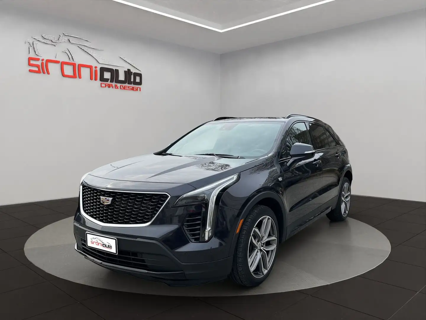 Cadillac XT4 XT4 2.0 td Sport awd auto Grau - 1