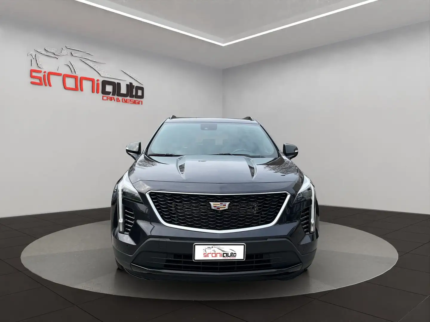 Cadillac XT4 XT4 2.0 td Sport awd auto Grau - 2