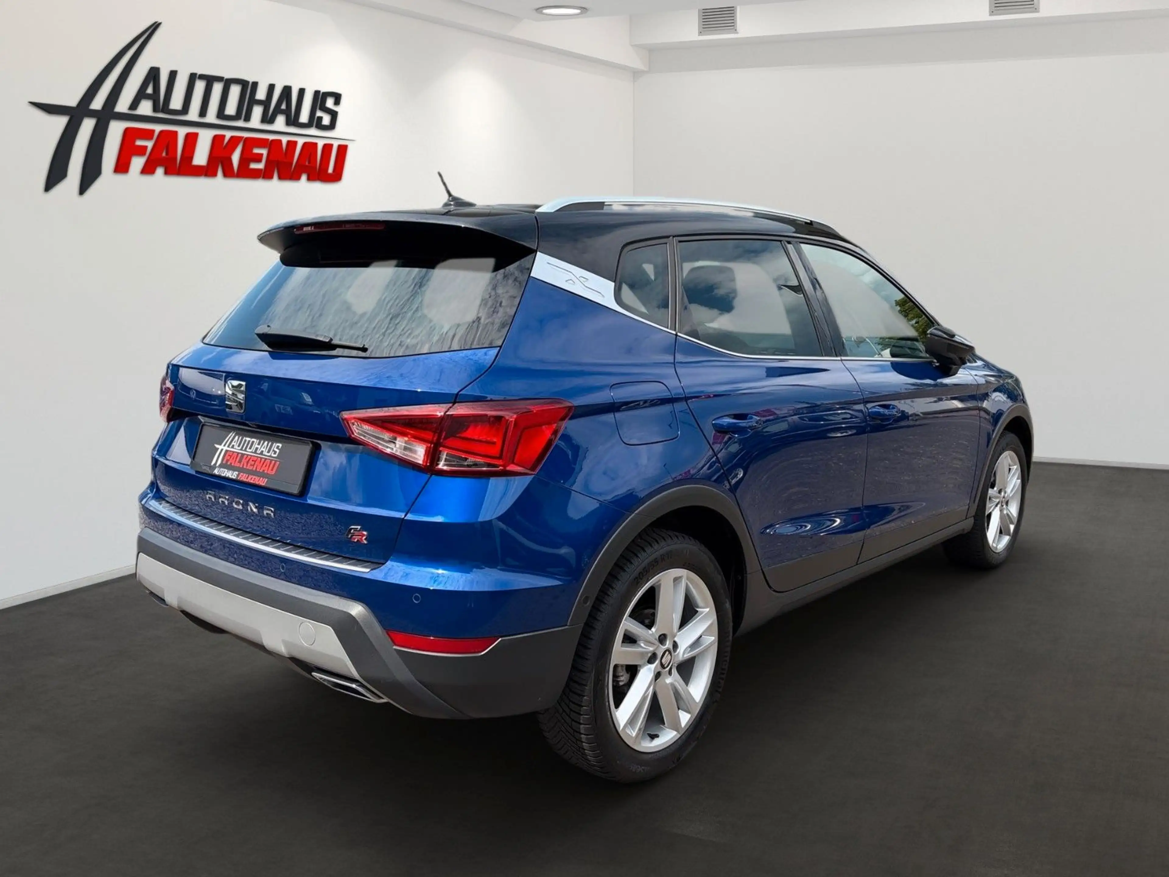 SEAT Arona FR Beats *CarPlay, Keyless, LED* — photo 5