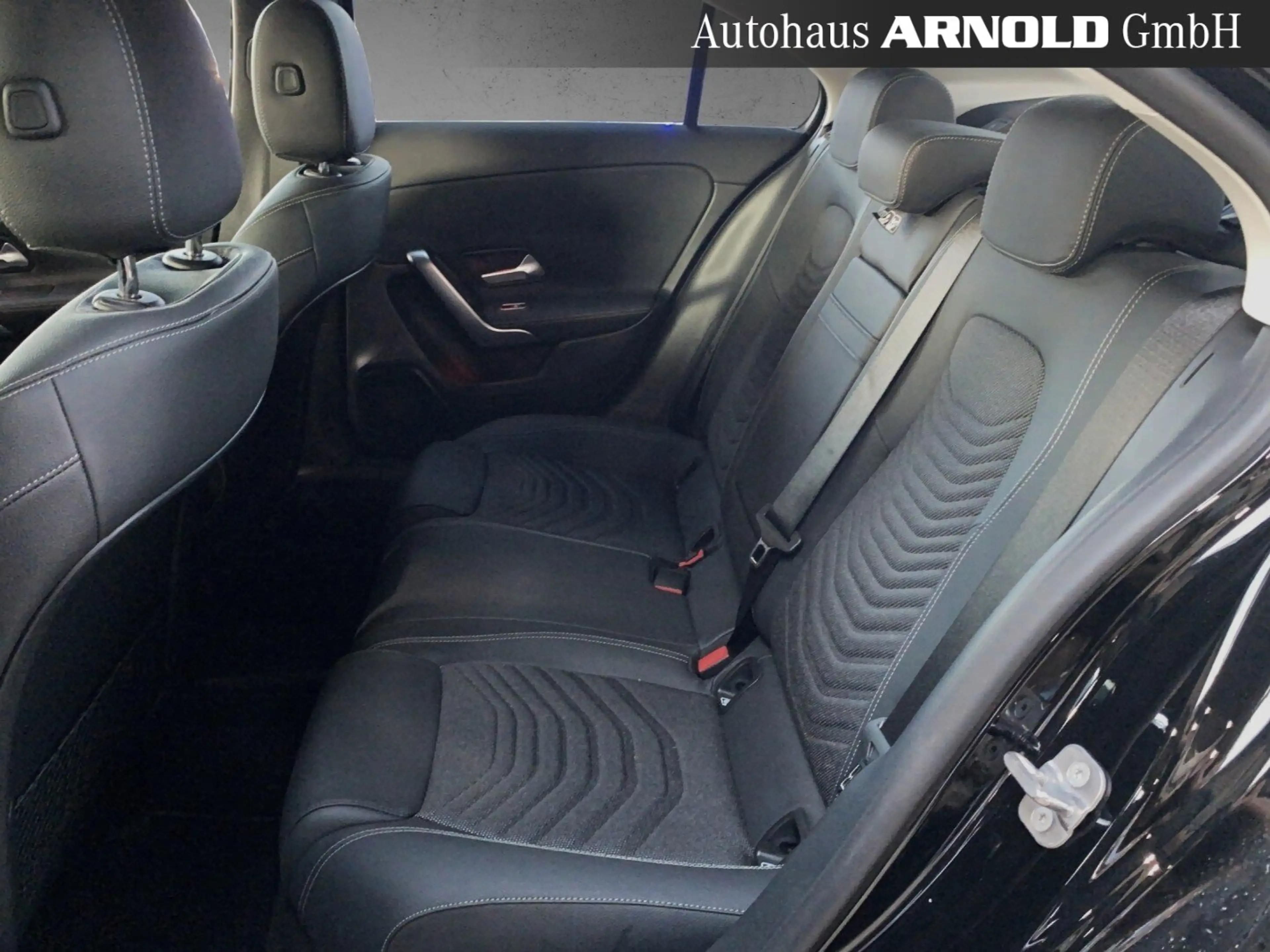 Mercedes-Benz A 250 A 250 e Limousine Progressive Distr. Multib 360° — photo 10