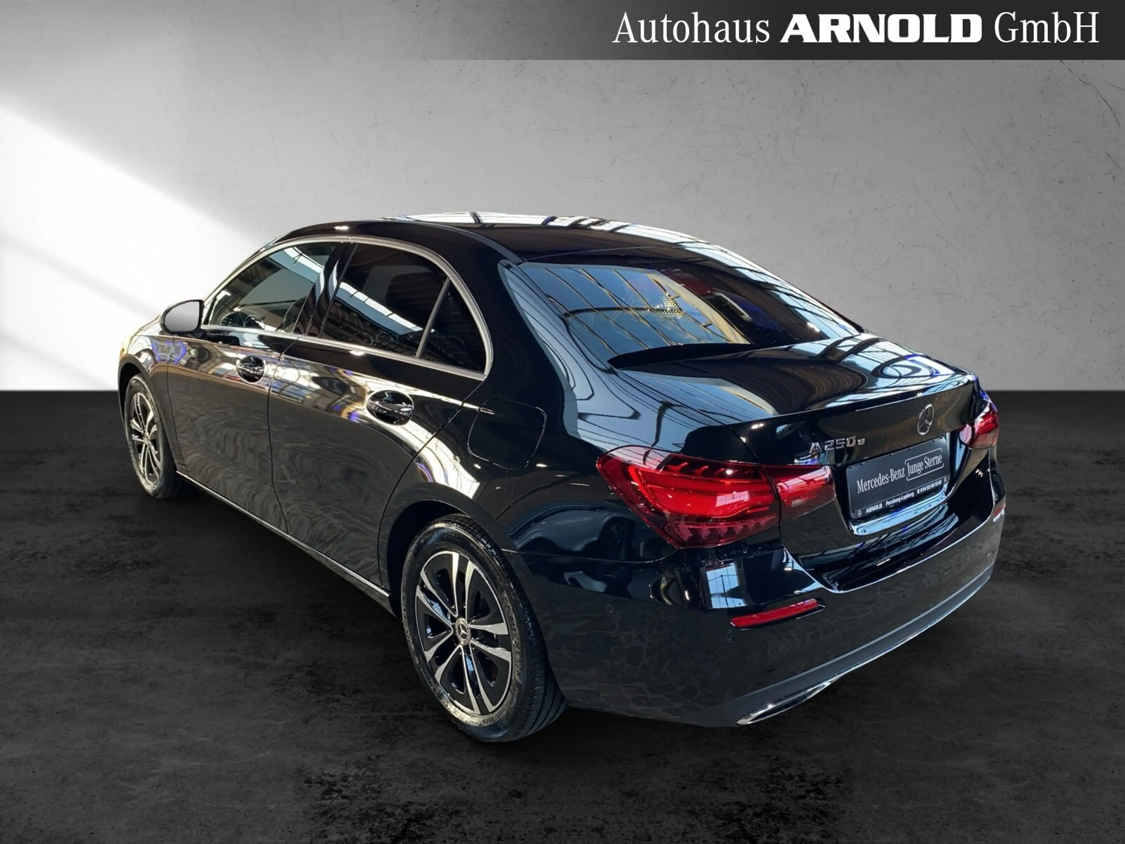 Mercedes-Benz A 250 A 250 e Limousine Progressive Distr. Multib 360° — photo 4