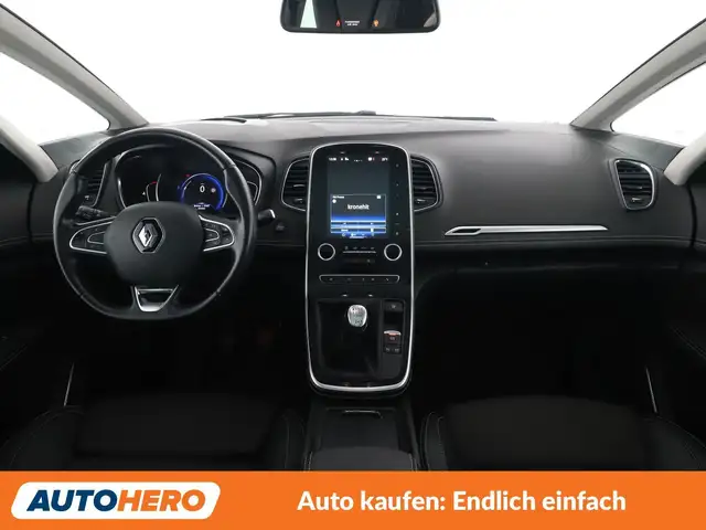 Renault Grand Scenic view 12