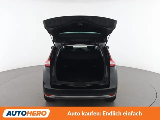 Renault Grand Scenic view 16