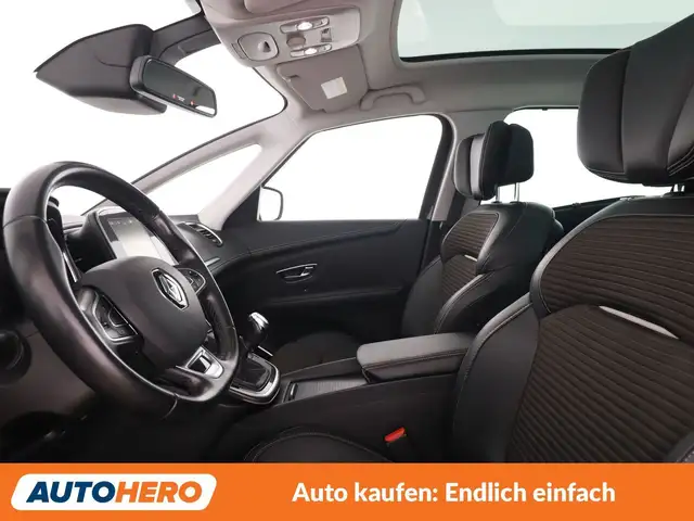 Renault Grand Scenic view 10