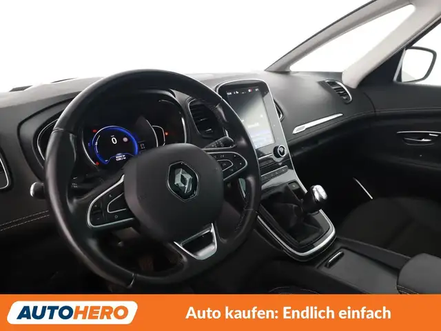 Renault Grand Scenic view 11