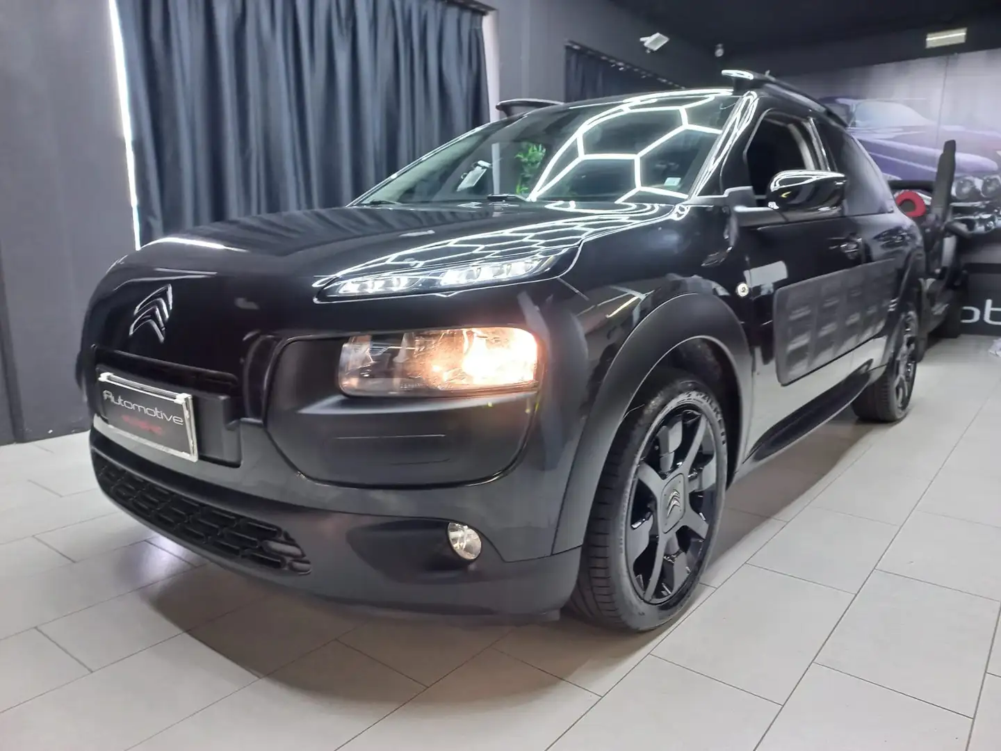 Citroen C4 Cactus 1.2 puretech Shine s Nero - 1