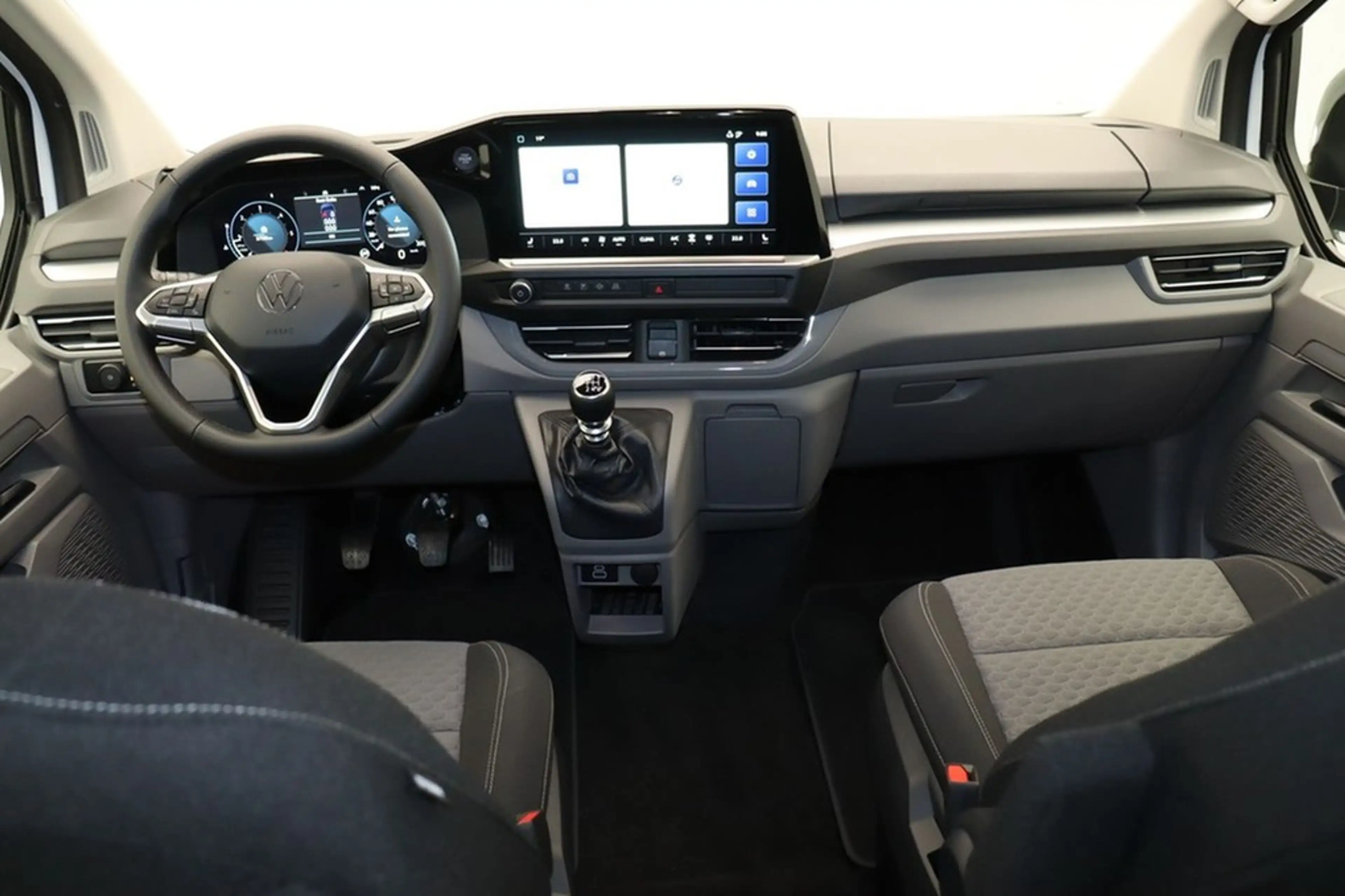 Volkswagen T7 Caravelle 2.0 TDI Autom. Life Dig.Cockpit LED — photo 13