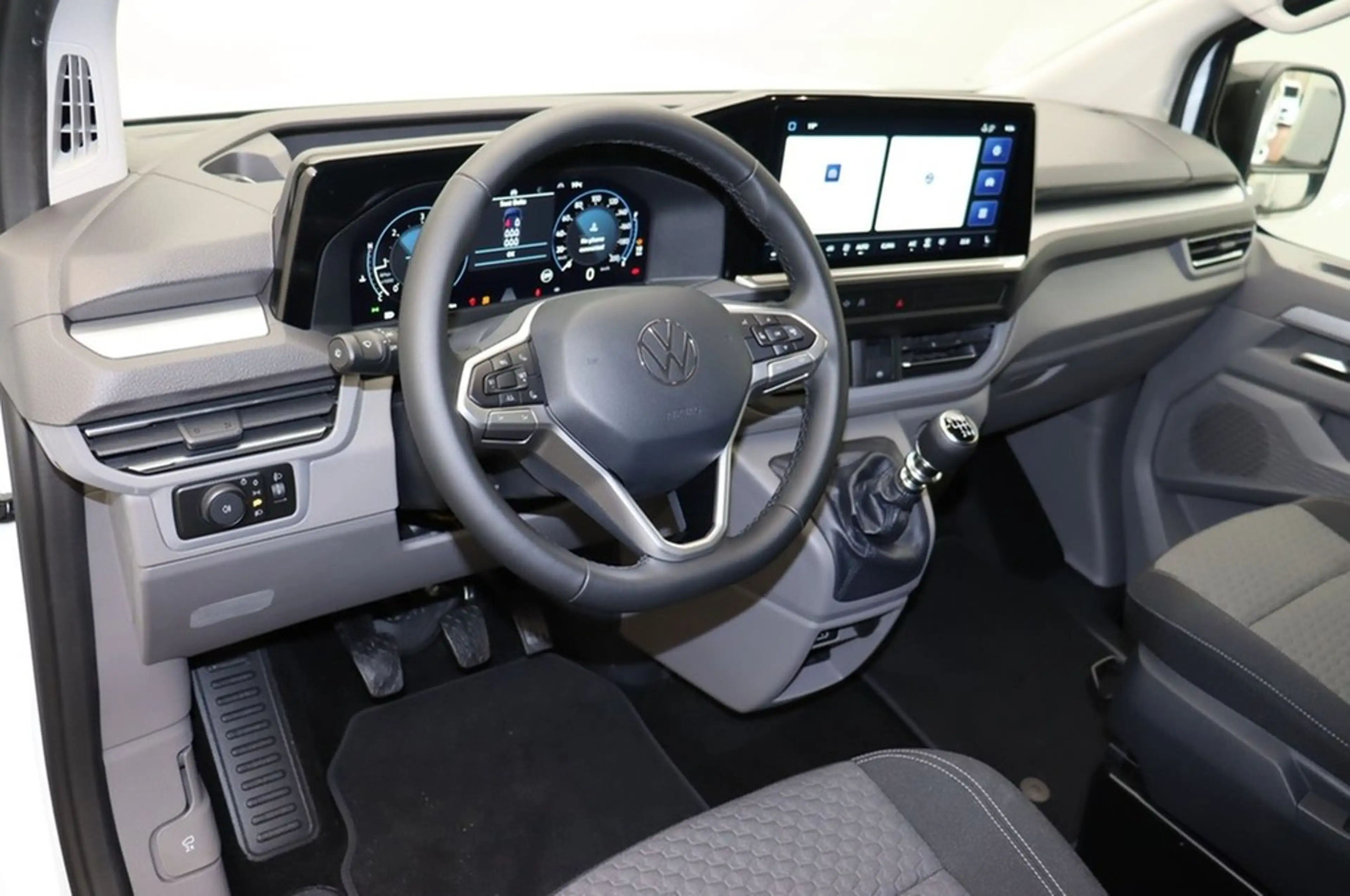 Volkswagen T7 Caravelle 2.0 TDI Autom. Life Dig.Cockpit LED — photo 9