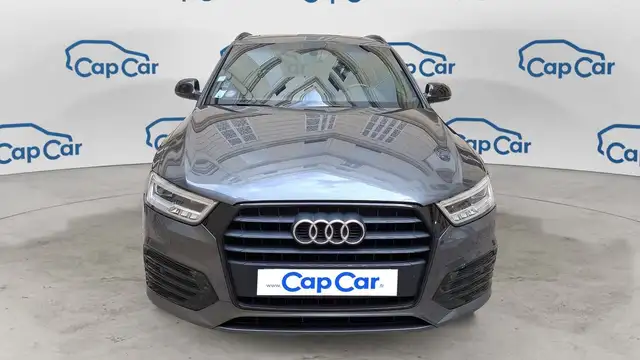 Audi Q3 view 5