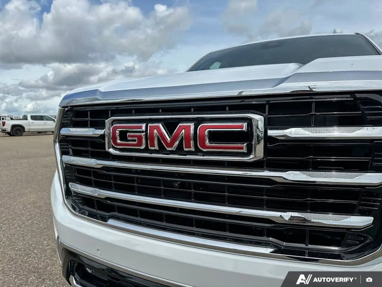 GMC Yukon photo GMC Yukon