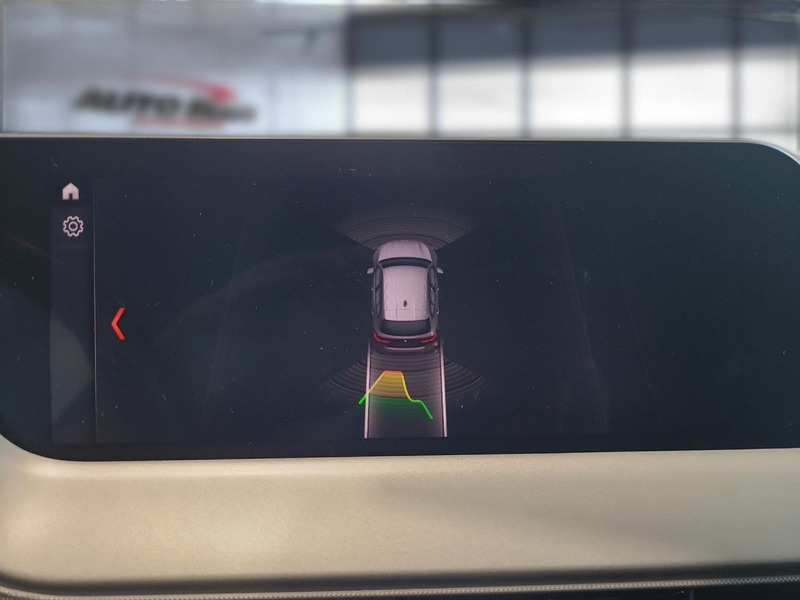 BMW 116 i Advantage 8-fach bereift Bluetooth LED — photo 10