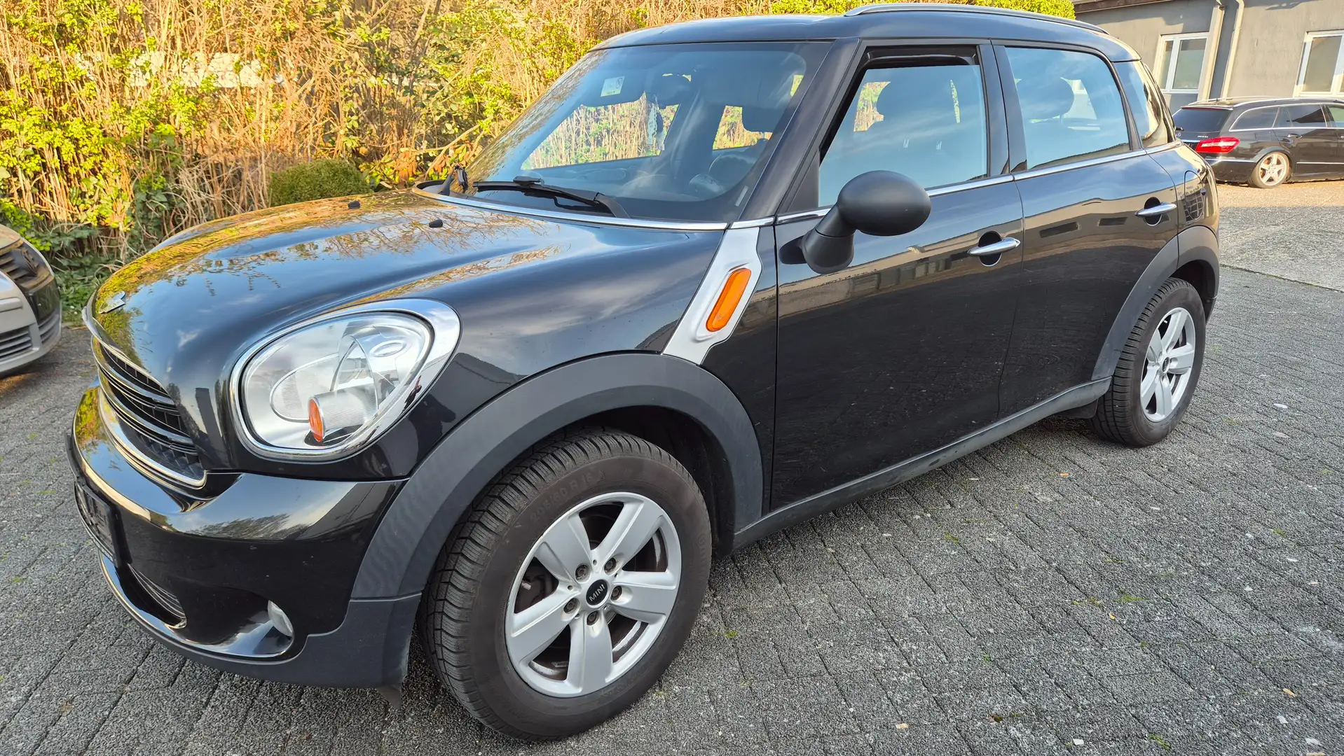 MINI One Countryman Negro - 1