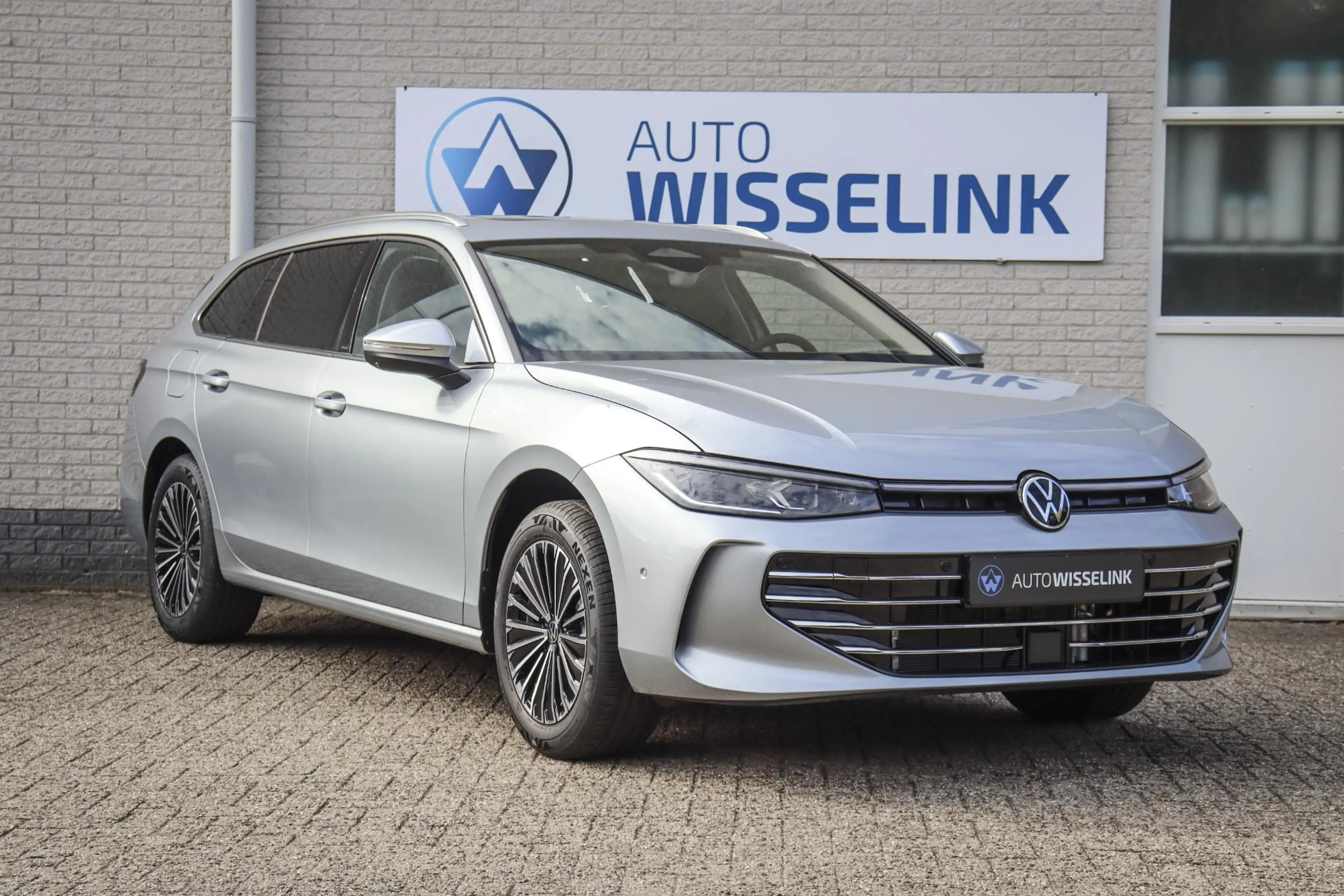 Volkswagen Passat Variant 1.5 eHybrid Elegance Business 200kw Pano/Trekh/IQ- — photo 5