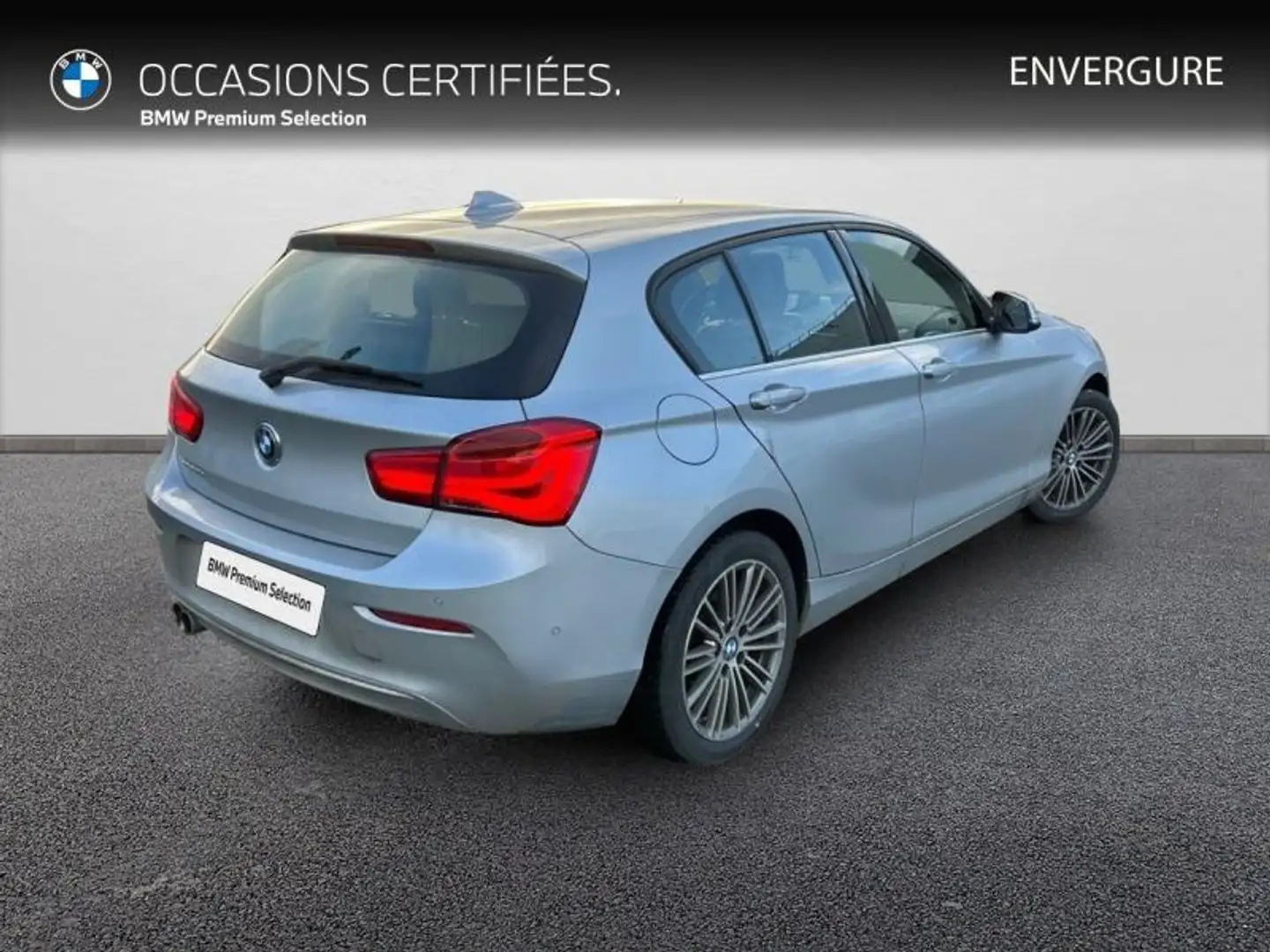 BMW 120 120dA 190ch UrbanChic 5p - 2