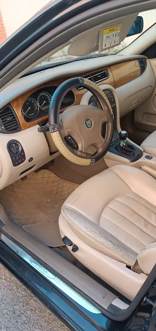 Jaguar X-Type 2.0 V6 Executive - 1