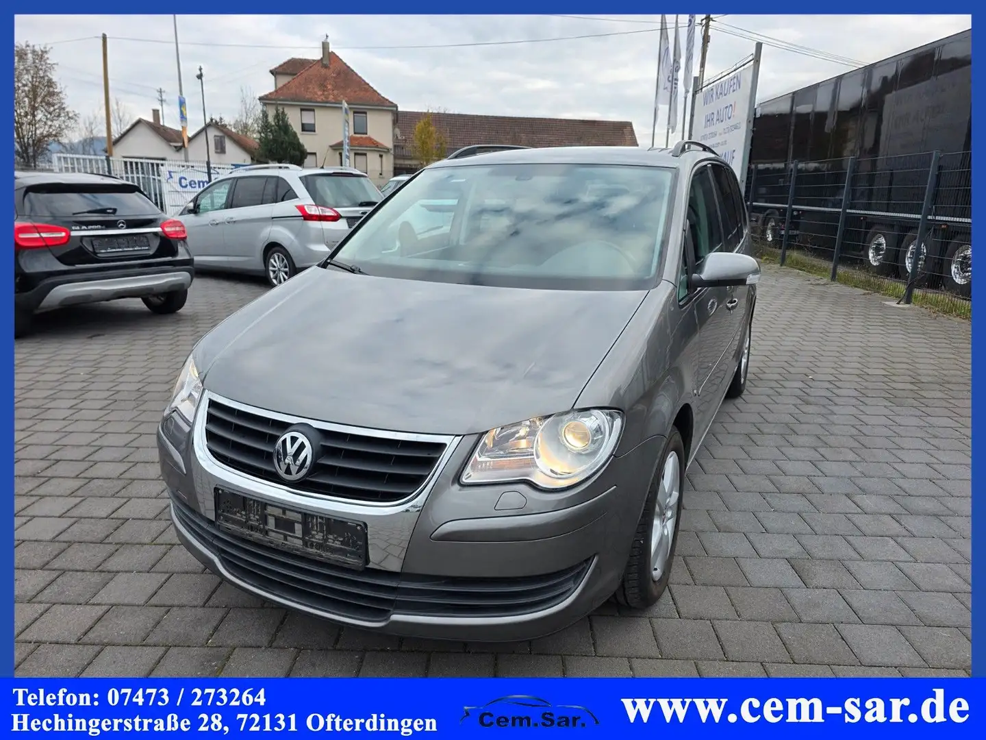 Volkswagen Touran United *7-Sitzer*ALU-Felgen*6-Gang*AHK*+ Gris - 2