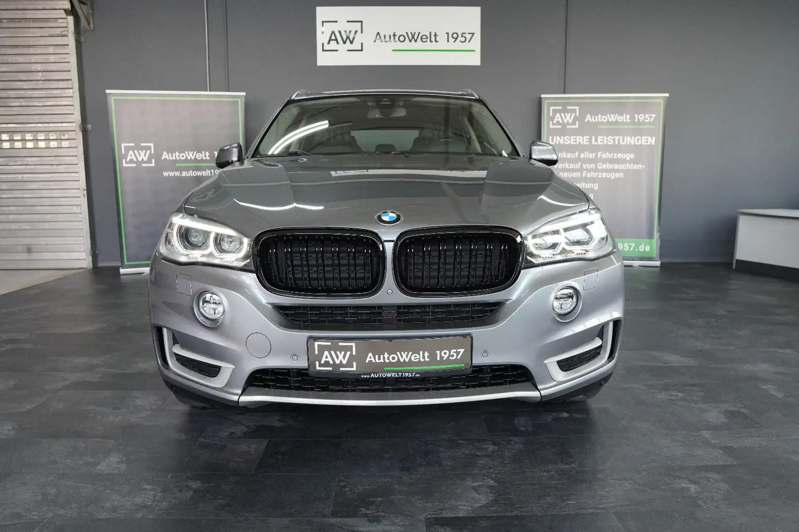 BMW X5 xDrive 40 d*360°*AHK*HuD*StHzg*PANO*SitzKlima Grau - 2