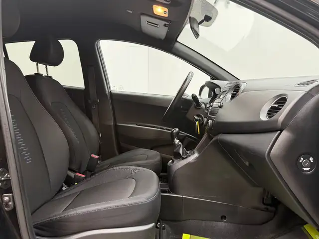 Hyundai I10 view 12