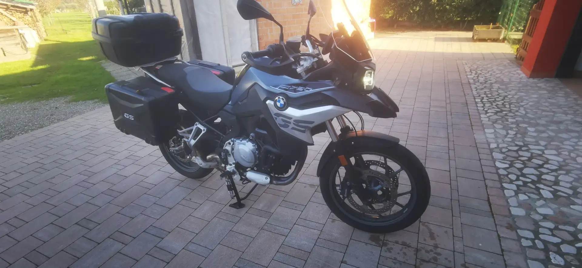 BMW F 750 GS Argintiu - 1