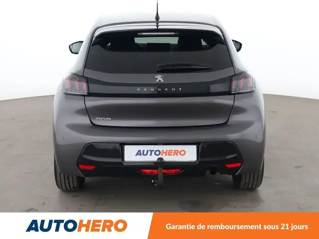 Peugeot 208 view 5