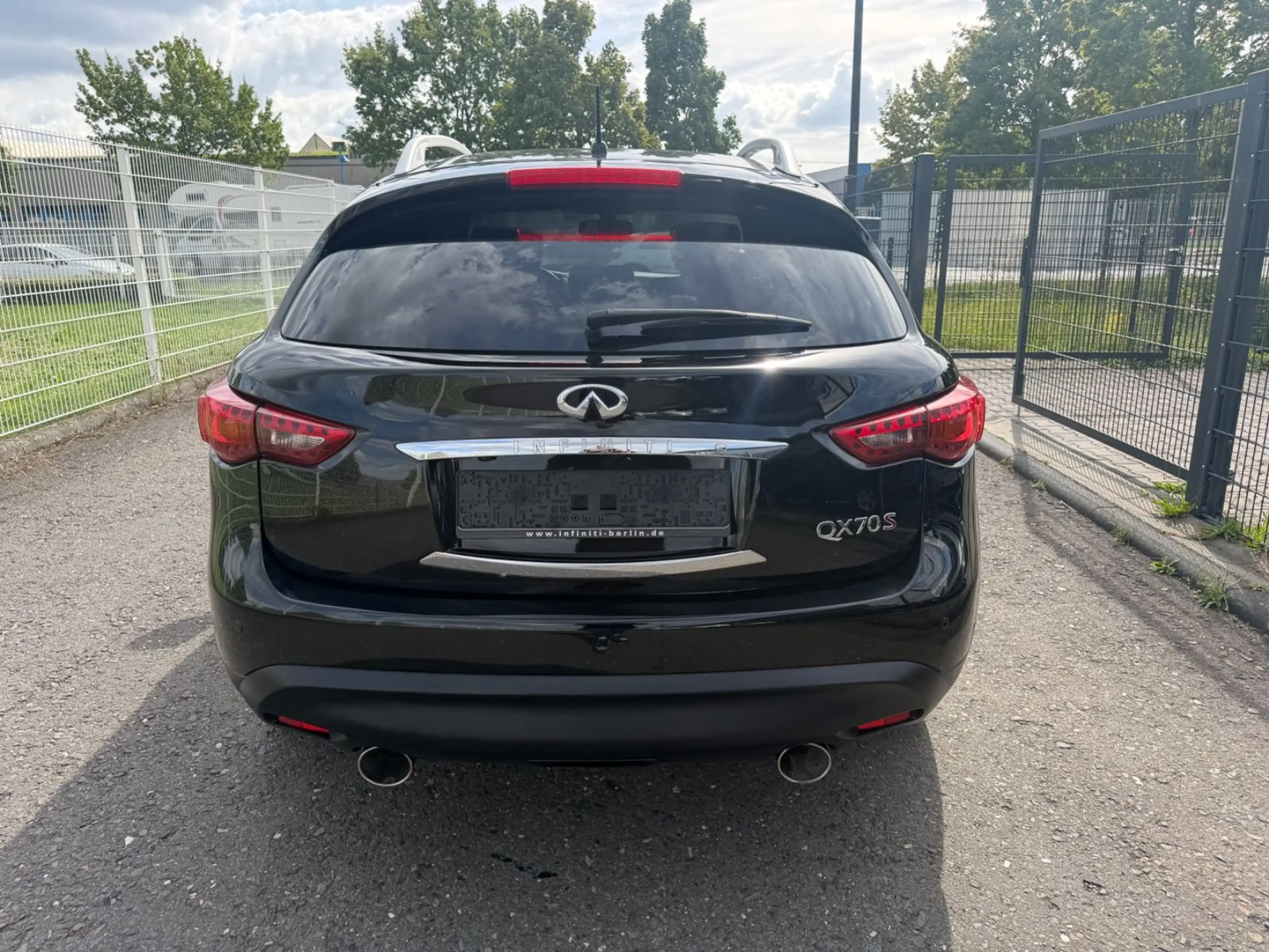 Infiniti QX70 FX 3.0d S Navi+Camera 360/BOSE Sound/Leder — photo 5