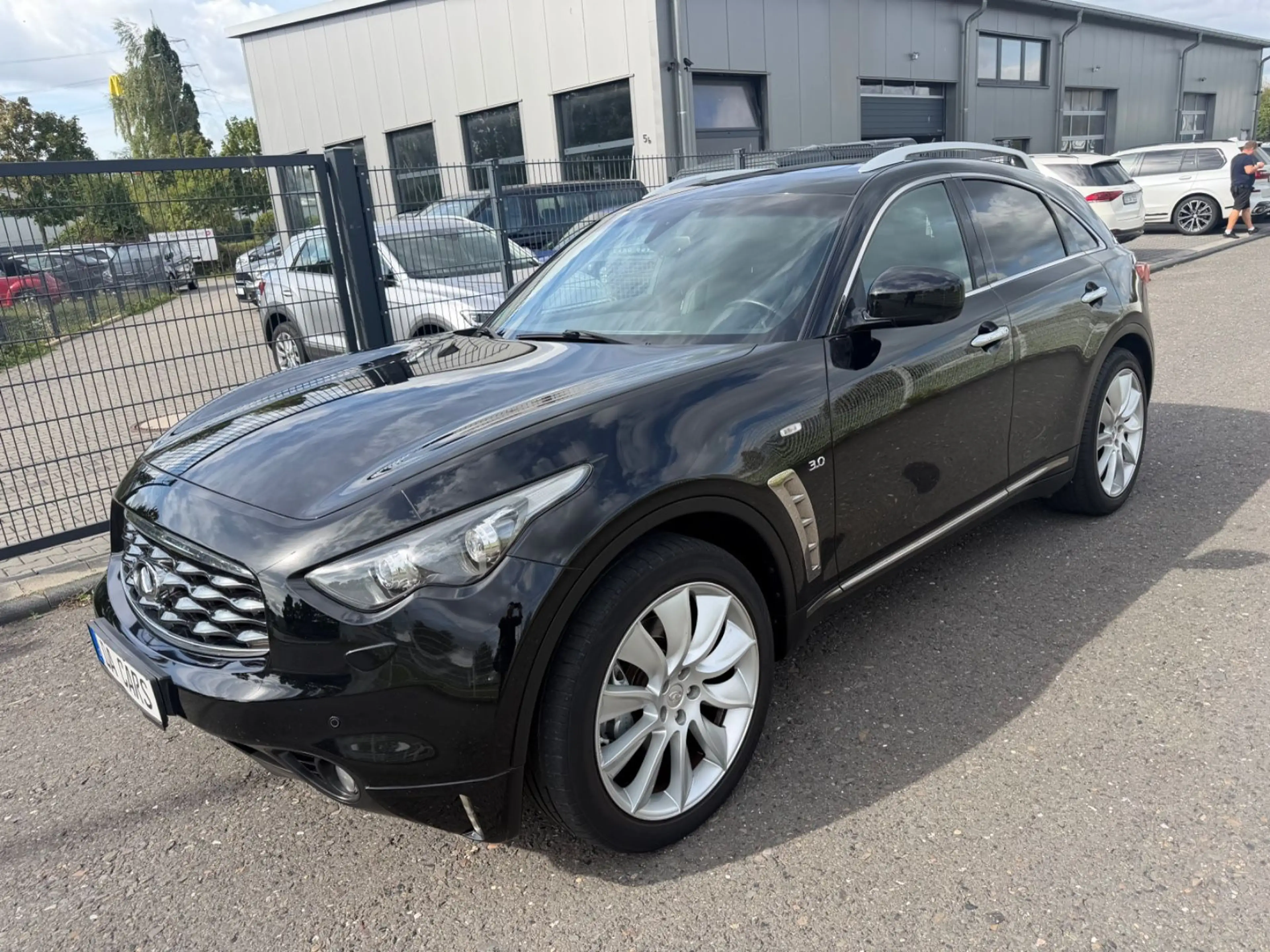 Infiniti QX70 FX 3.0d S Navi+Camera 360/BOSE Sound/Leder