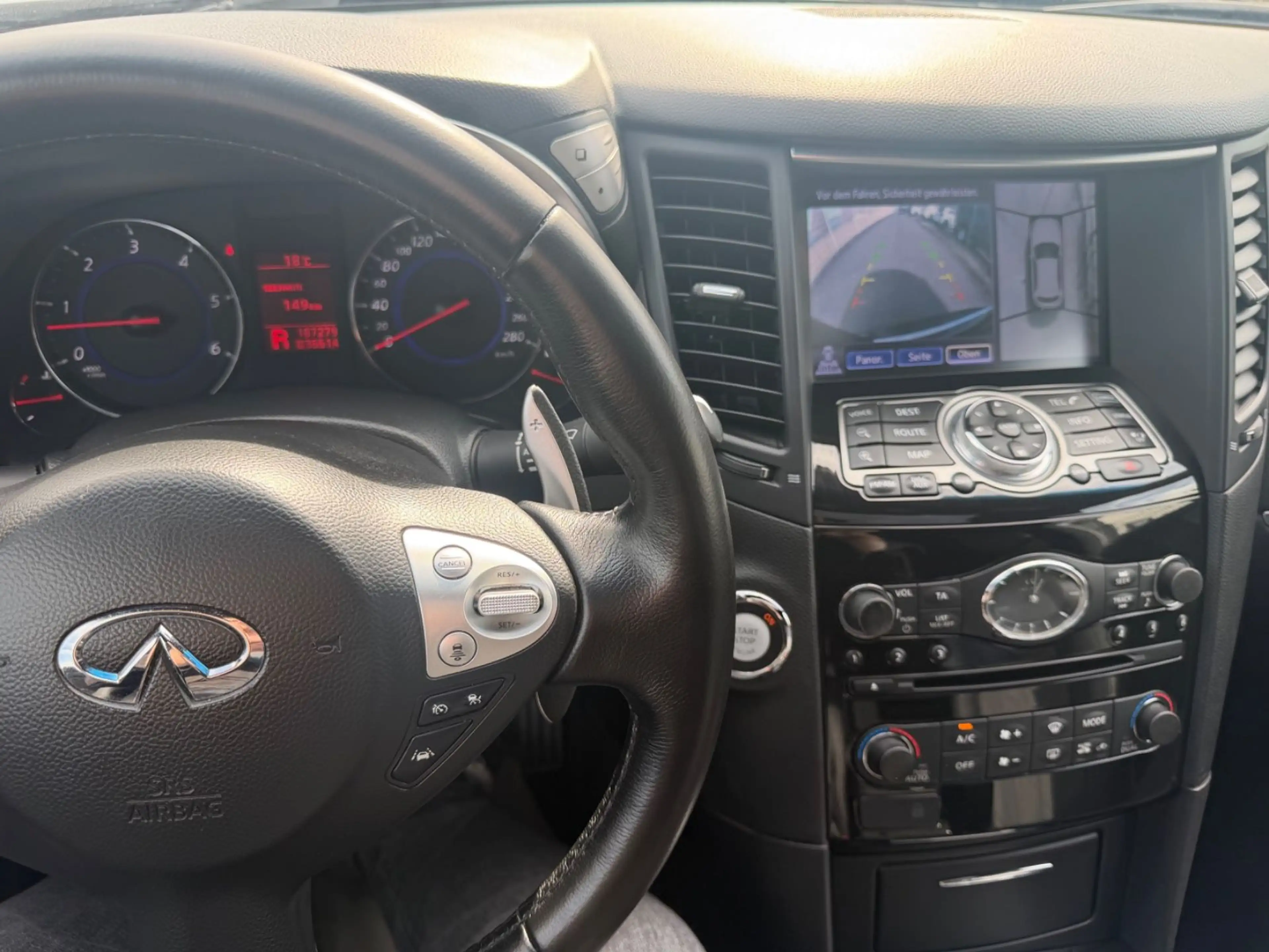 Infiniti QX70 FX 3.0d S Navi+Camera 360/BOSE Sound/Leder — photo 10