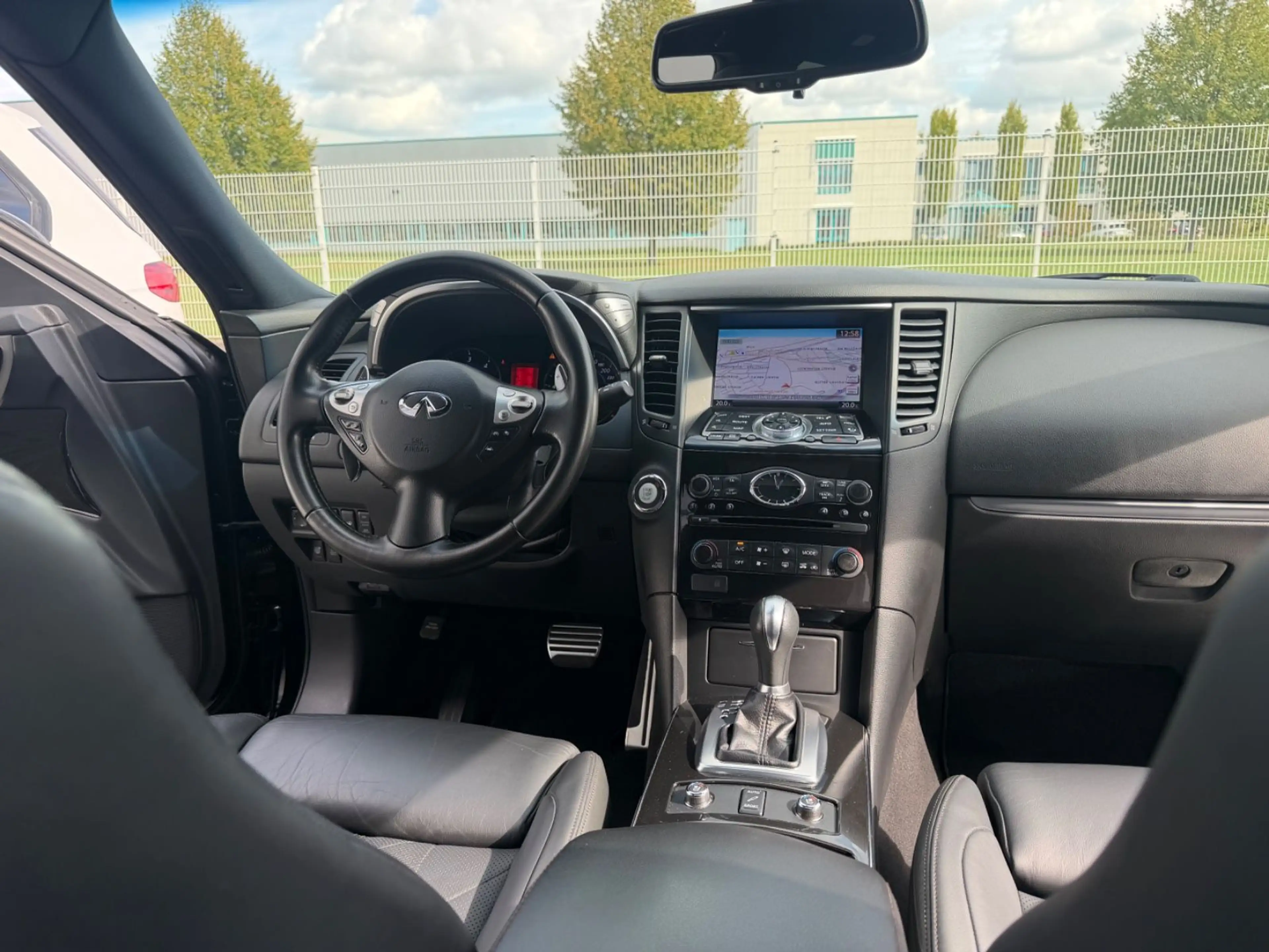 Infiniti QX70 FX 3.0d S Navi+Camera 360/BOSE Sound/Leder — photo 9