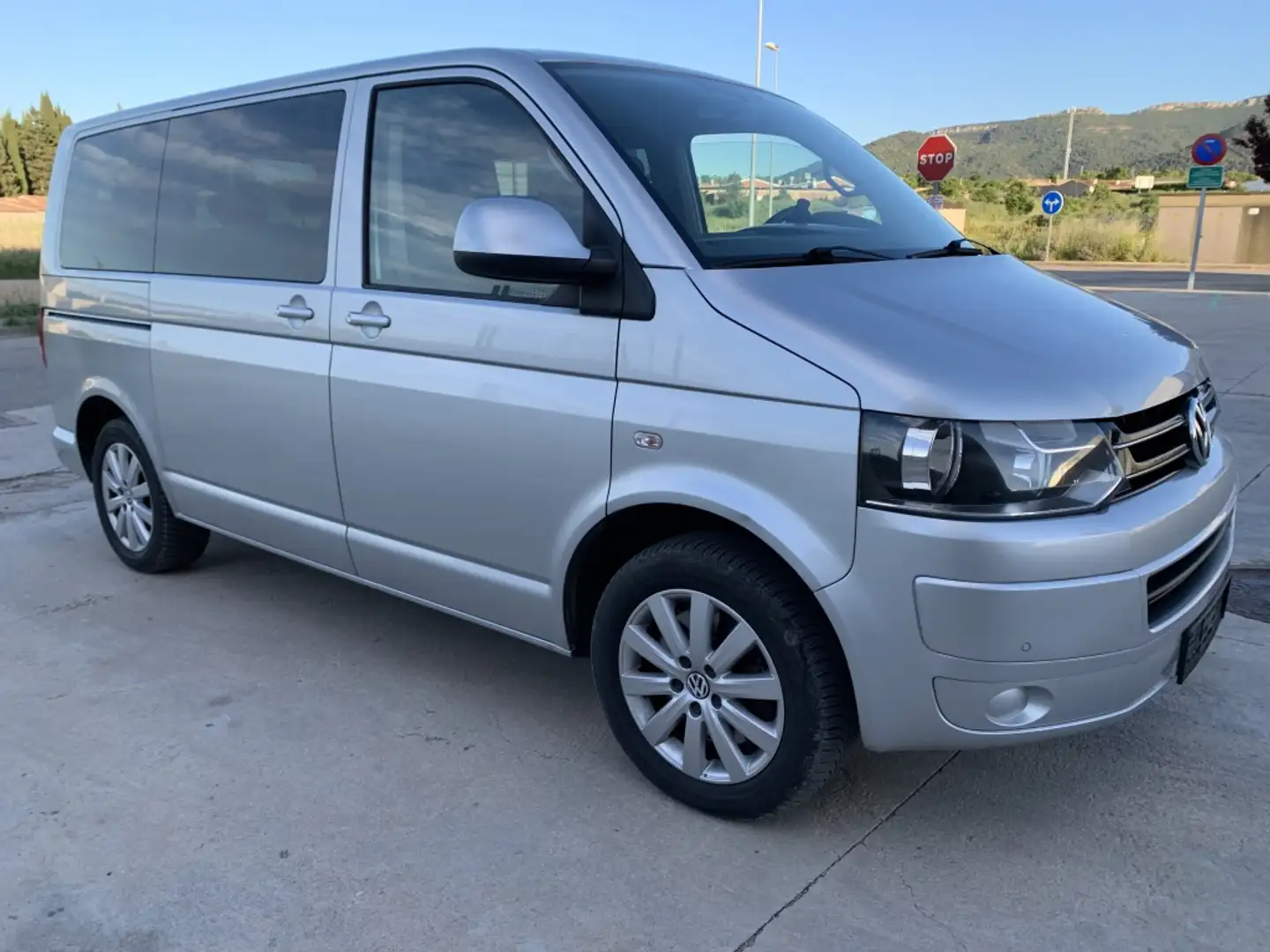 Volkswagen T4 Multivan 2.0 BiTDI 180 DSG 4M Gris - 2