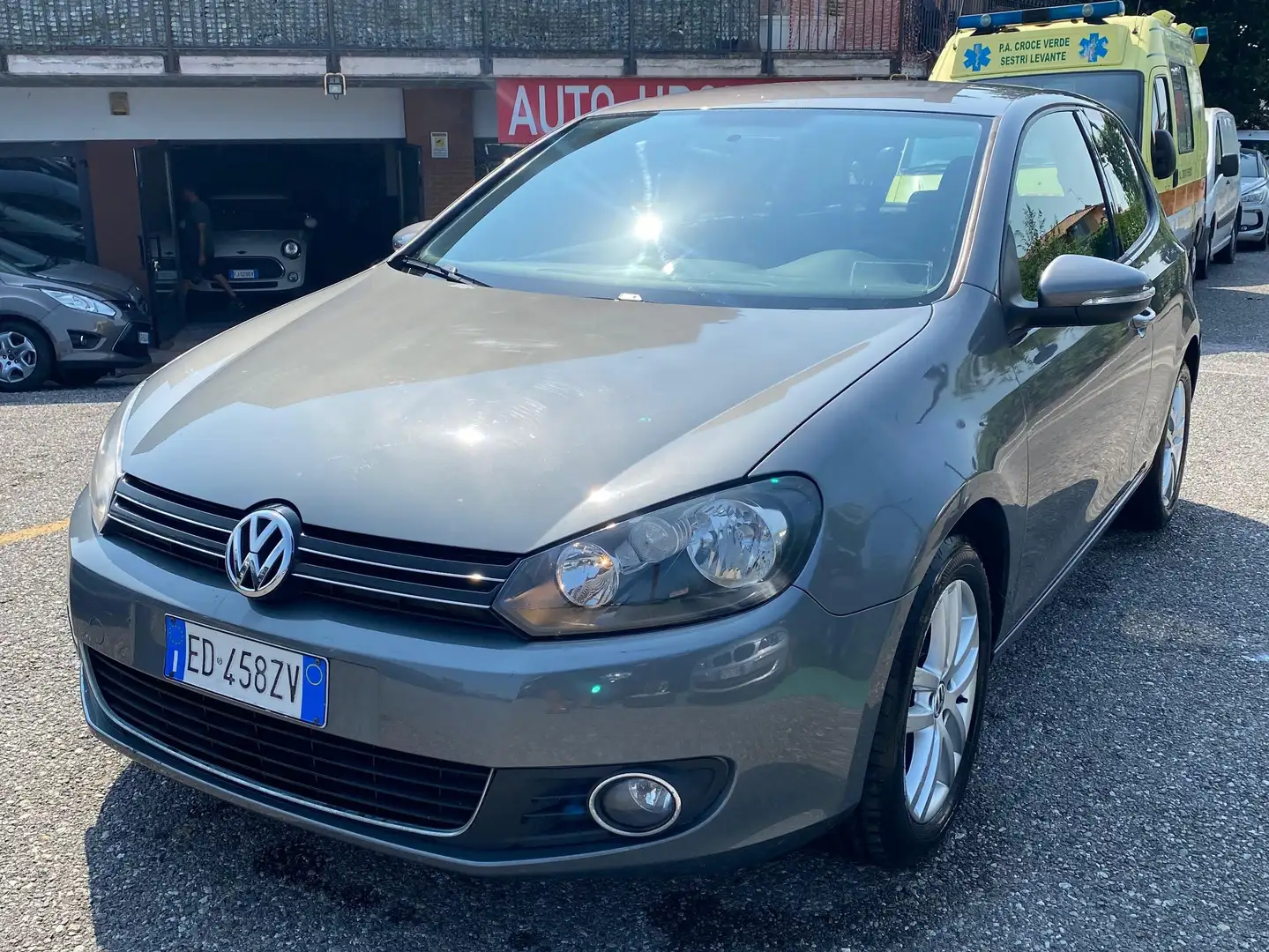 Volkswagen Golf Golf VI 2008 3p 1.6 tdi Grigio - 1