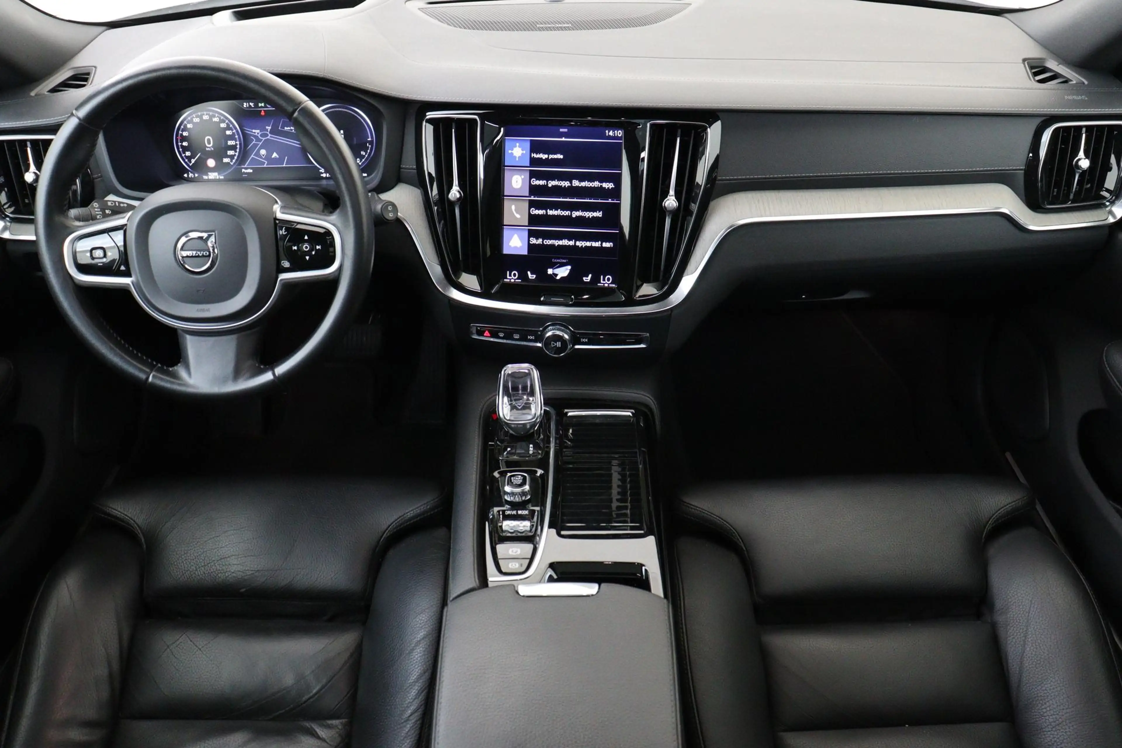 Volvo V60 T8 TWIN ENGINE AWD INSCRIPTION *VOL!* -PANO.DAK|HA — photo 4