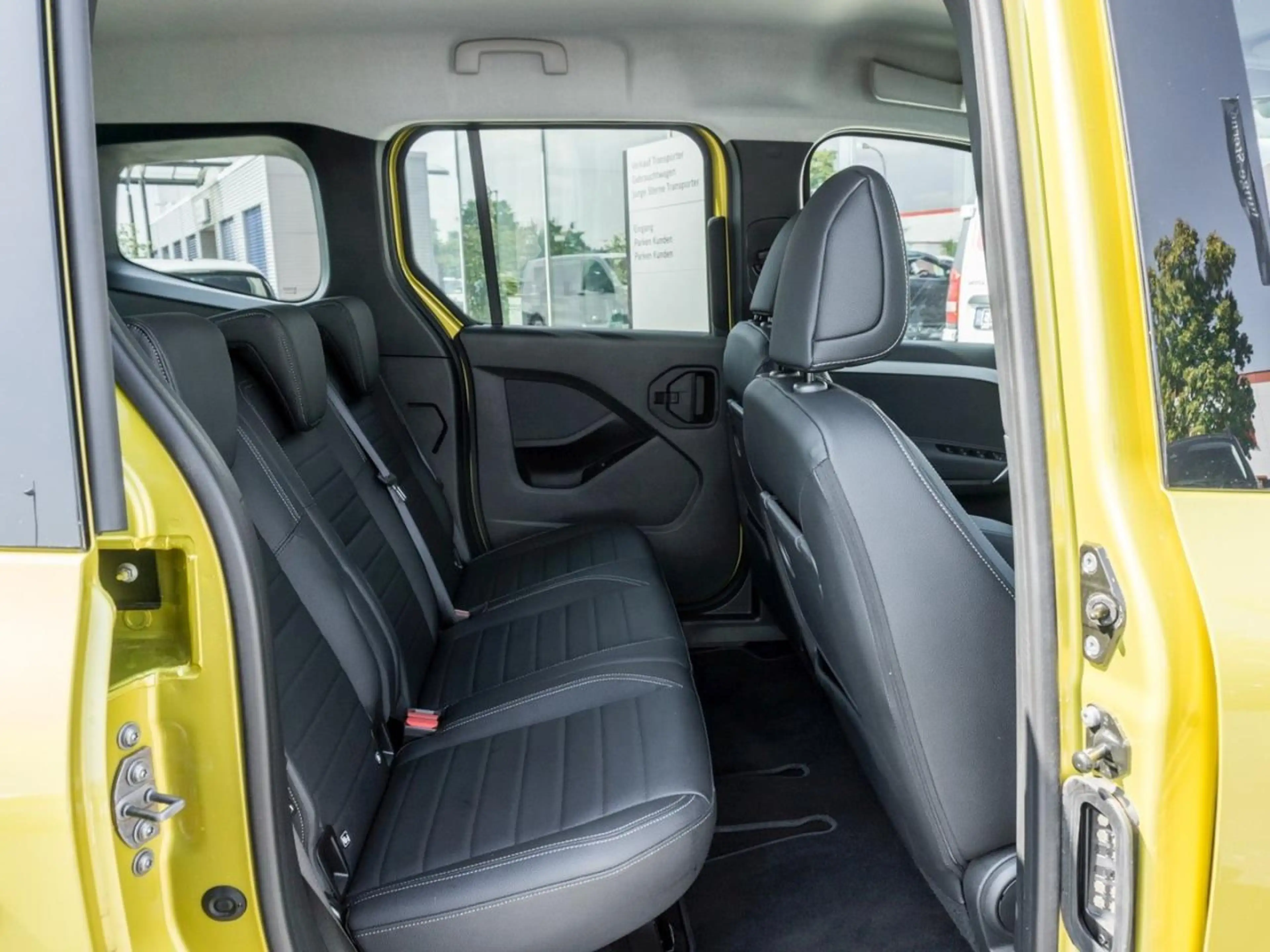 Mercedes-Benz T-Class T 180 d Standard Progressive MBUX Navi+ Kamera — photo 11