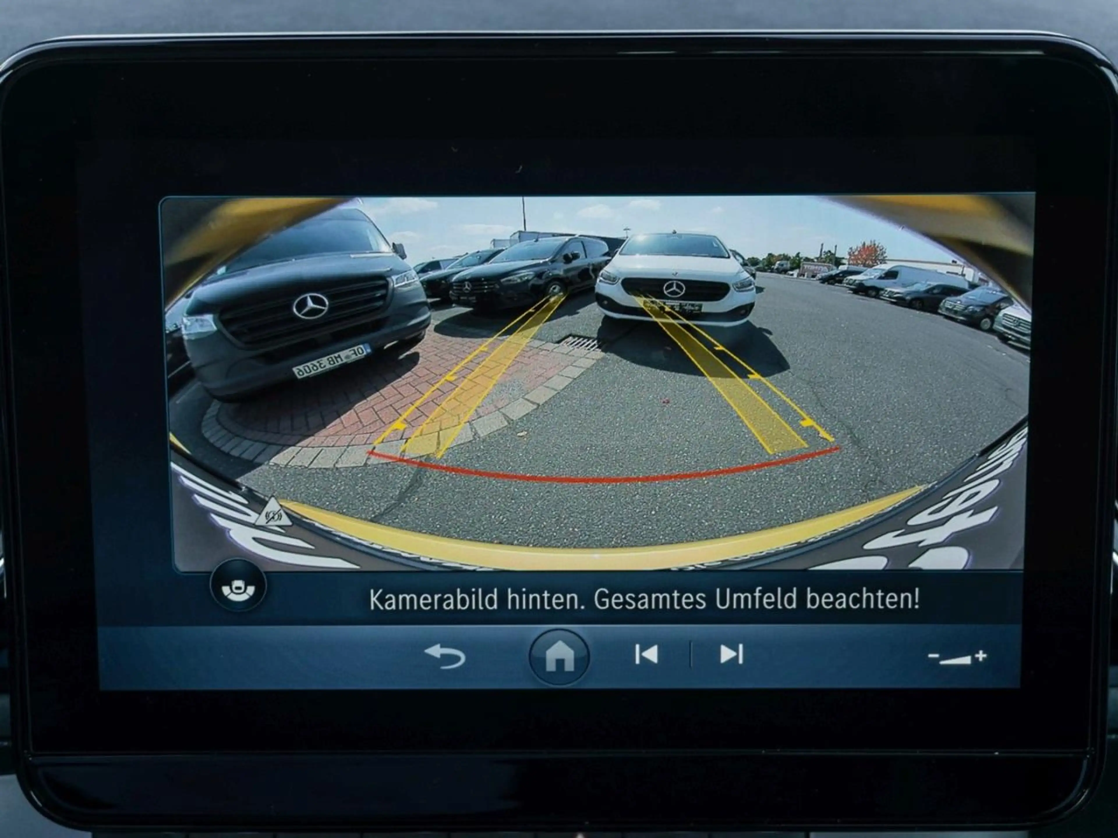 Mercedes-Benz T-Class T 180 d Standard Progressive MBUX Navi+ Kamera — photo 14