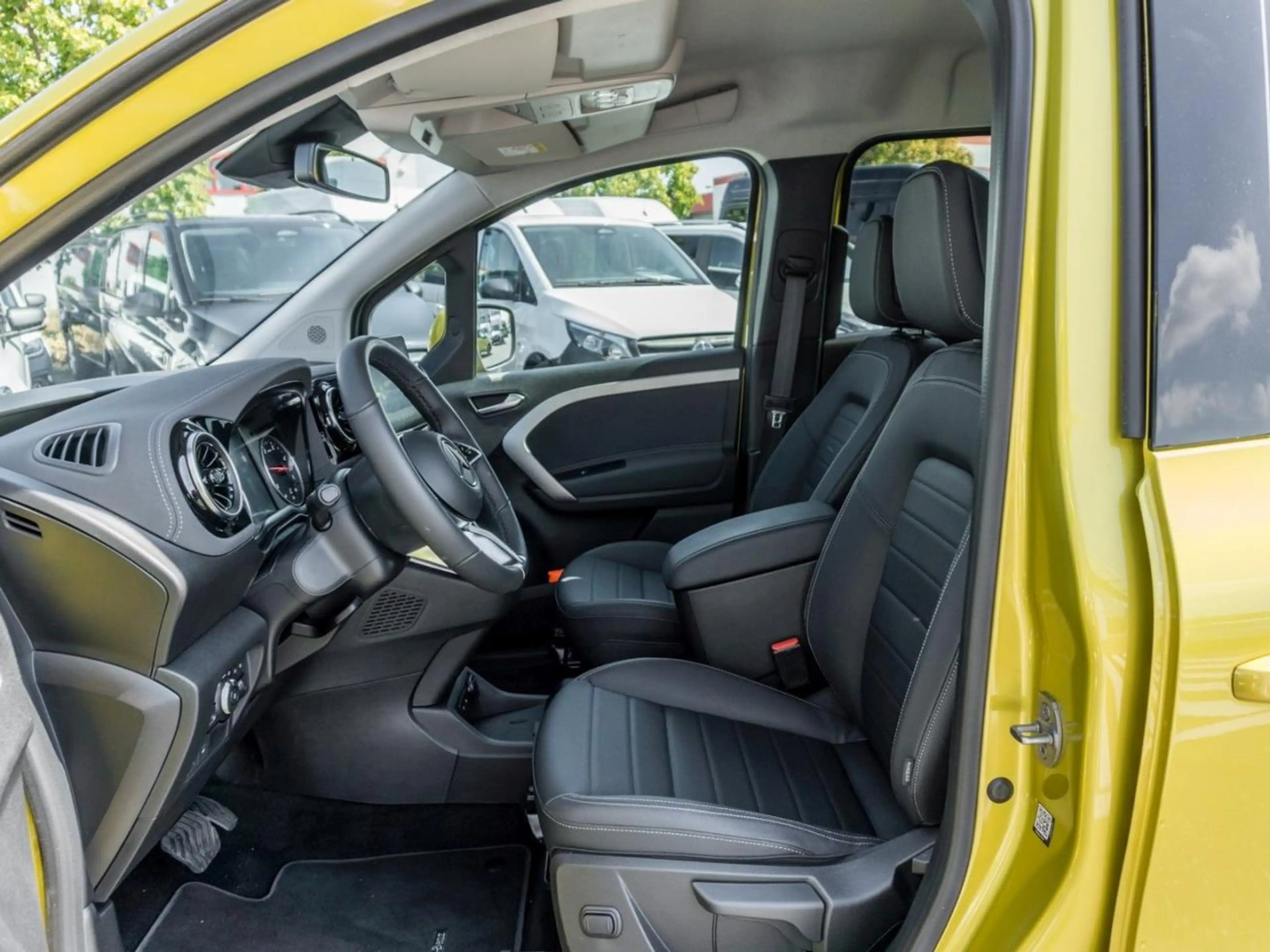 Mercedes-Benz T-Class T 180 d Standard Progressive MBUX Navi+ Kamera — photo 7