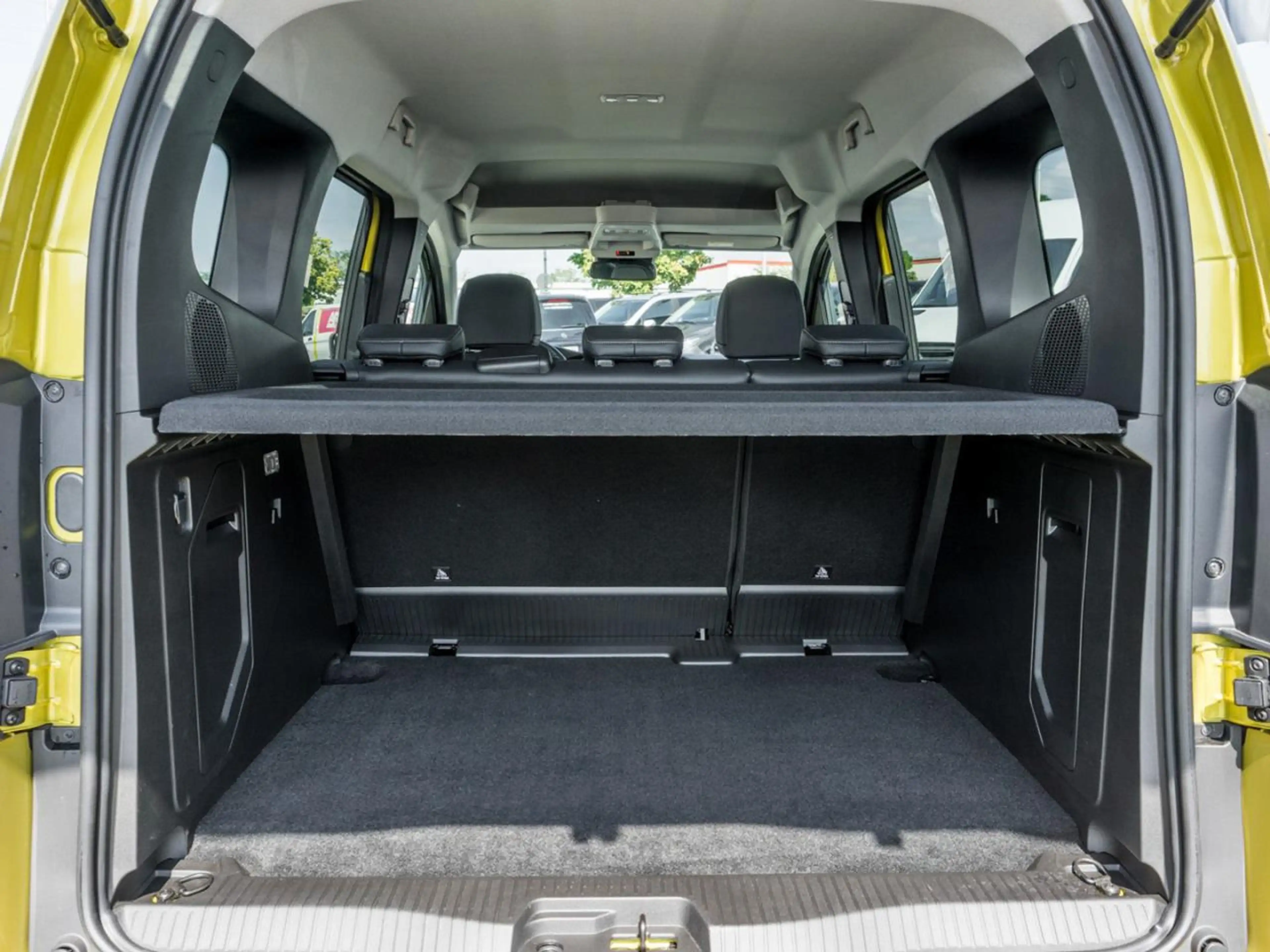 Mercedes-Benz T-Class T 180 d Standard Progressive MBUX Navi+ Kamera — photo 6