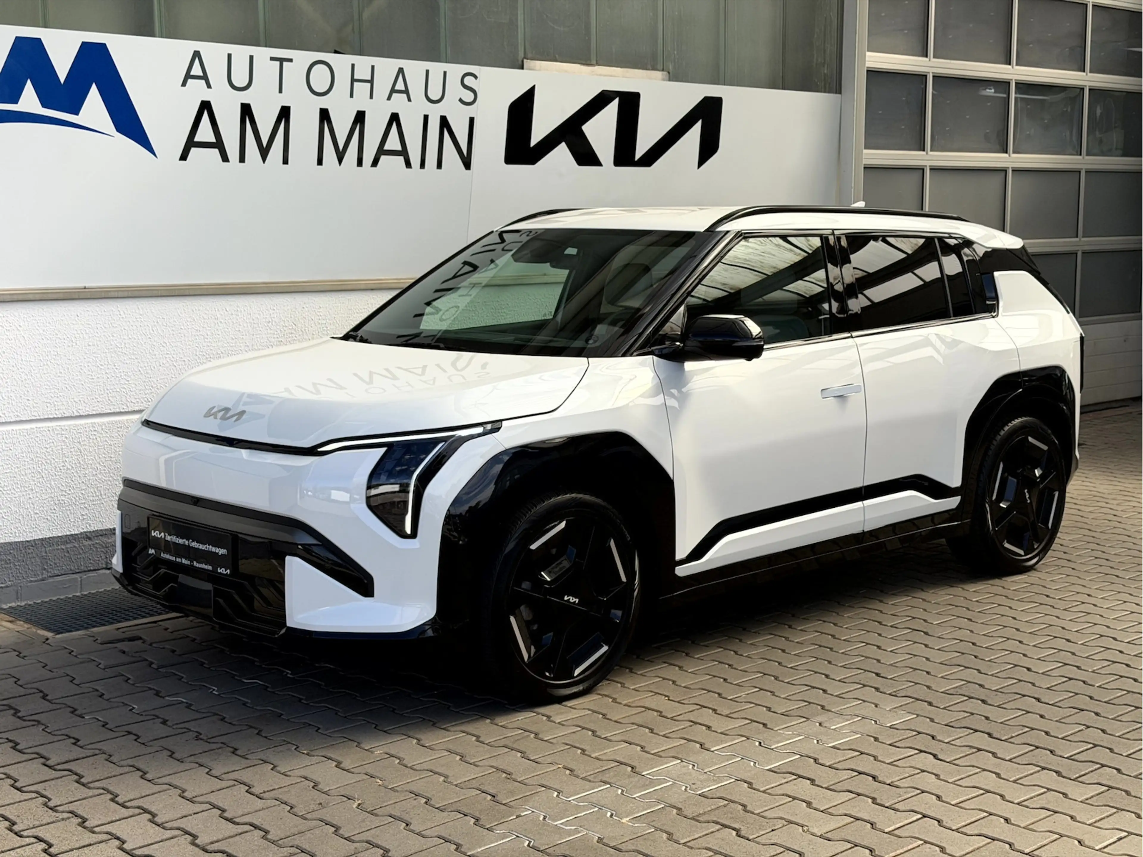 Kia EV3 81.4 GT LINE | DRIVE | KOM — photo 2