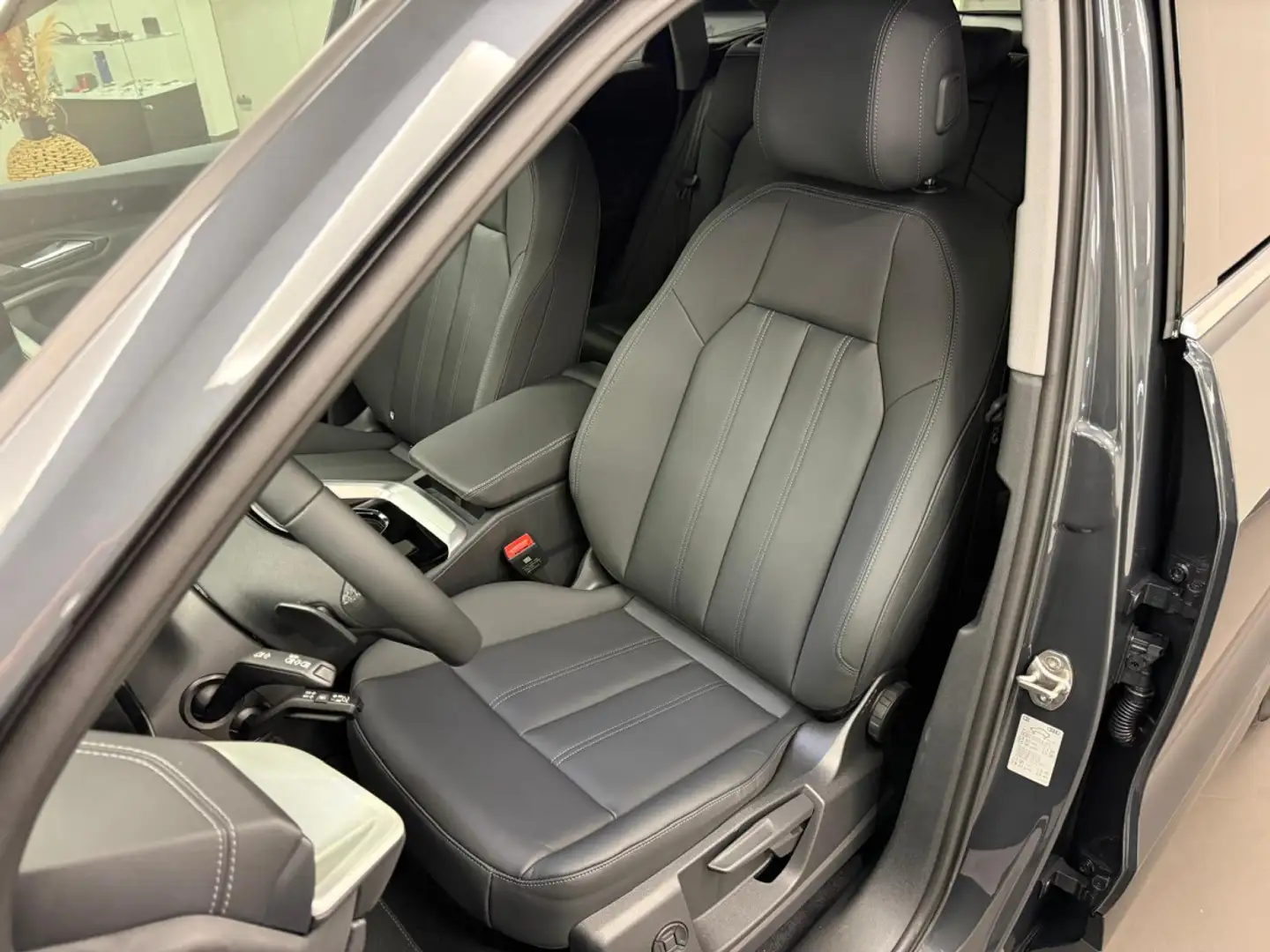 Audi Q5 Sportback TDI quattro 204 cv / 150 kW S tronic Gris - 2