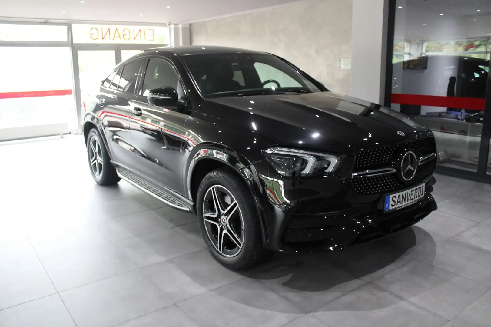 Mercedes-Benz GLE 300 d 4MATIC AMG-SPORTPAKET NIGHT DIAMANT Negru - 2