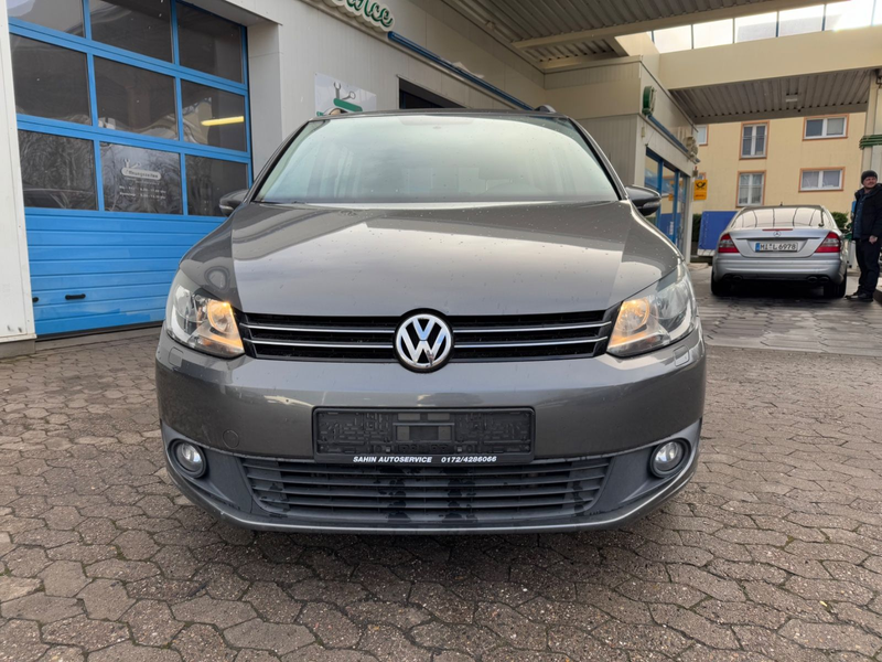 Volkswagen Touran Trendline BMT — photo 6