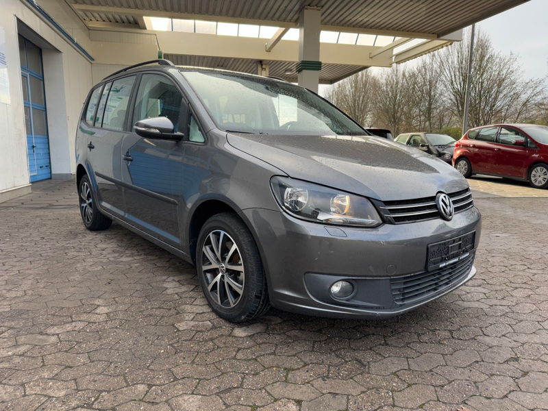Volkswagen Touran Trendline BMT — photo 5