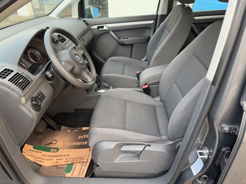Volkswagen Touran Trendline BMT — photo 8